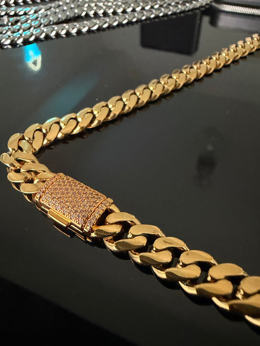 Titanium Diamond Lock Miami Cuban Necklace – DVVS1 Moissanite & 18K Vermeil