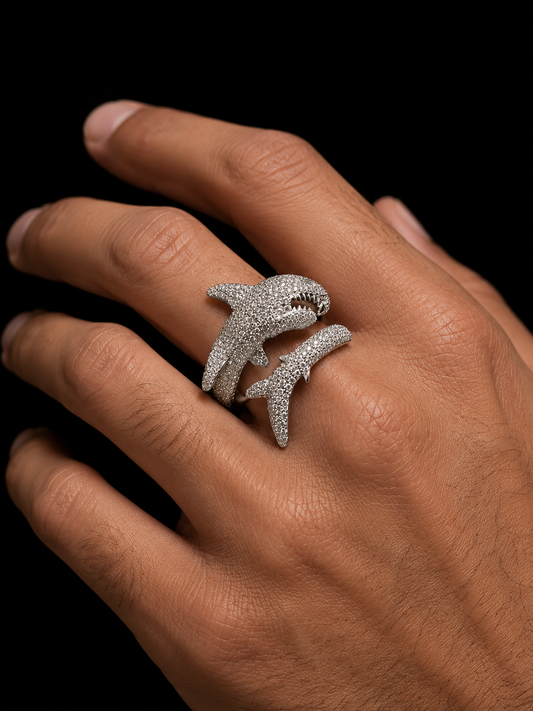Gelati Limited | Apex Shark™ FL-IF Lab Moissanite Diamond Ring - 925 Silver & 18K Vermeil