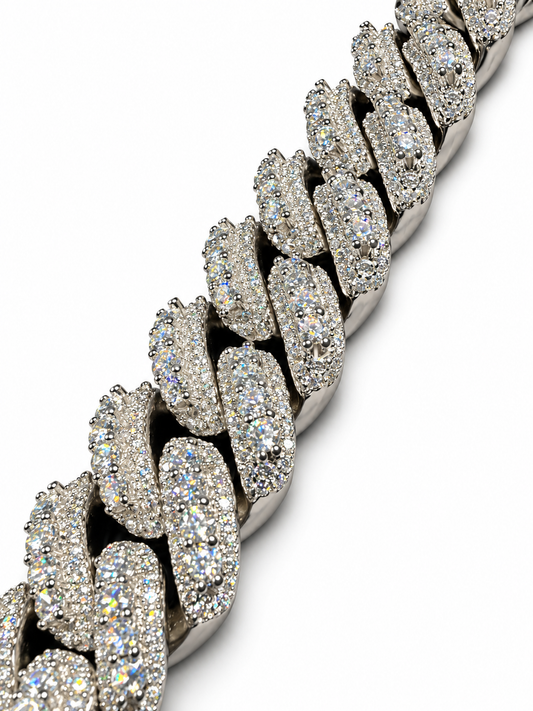 GELATI Raised Pointer Inverted Set Cuban Bracelet | 16MM | FL-IF Flawless Moissanite | 18K Vermeil Gold | Steel