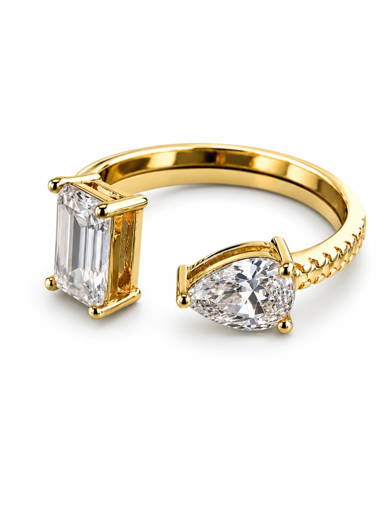 L’AMORE ETERNITY RING – 1CTW DVVS1 PEAR & BAGUETTE CUT, 925 SILVER & 18K VERMEIL GOLD