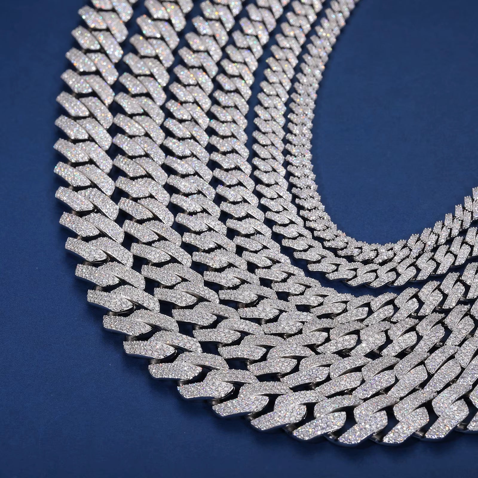 Gelati Ascension Miami Cuban Link | FL-IF Flawless D-Color Moissanite Diamonds|925 Silver & 18K Vermeil