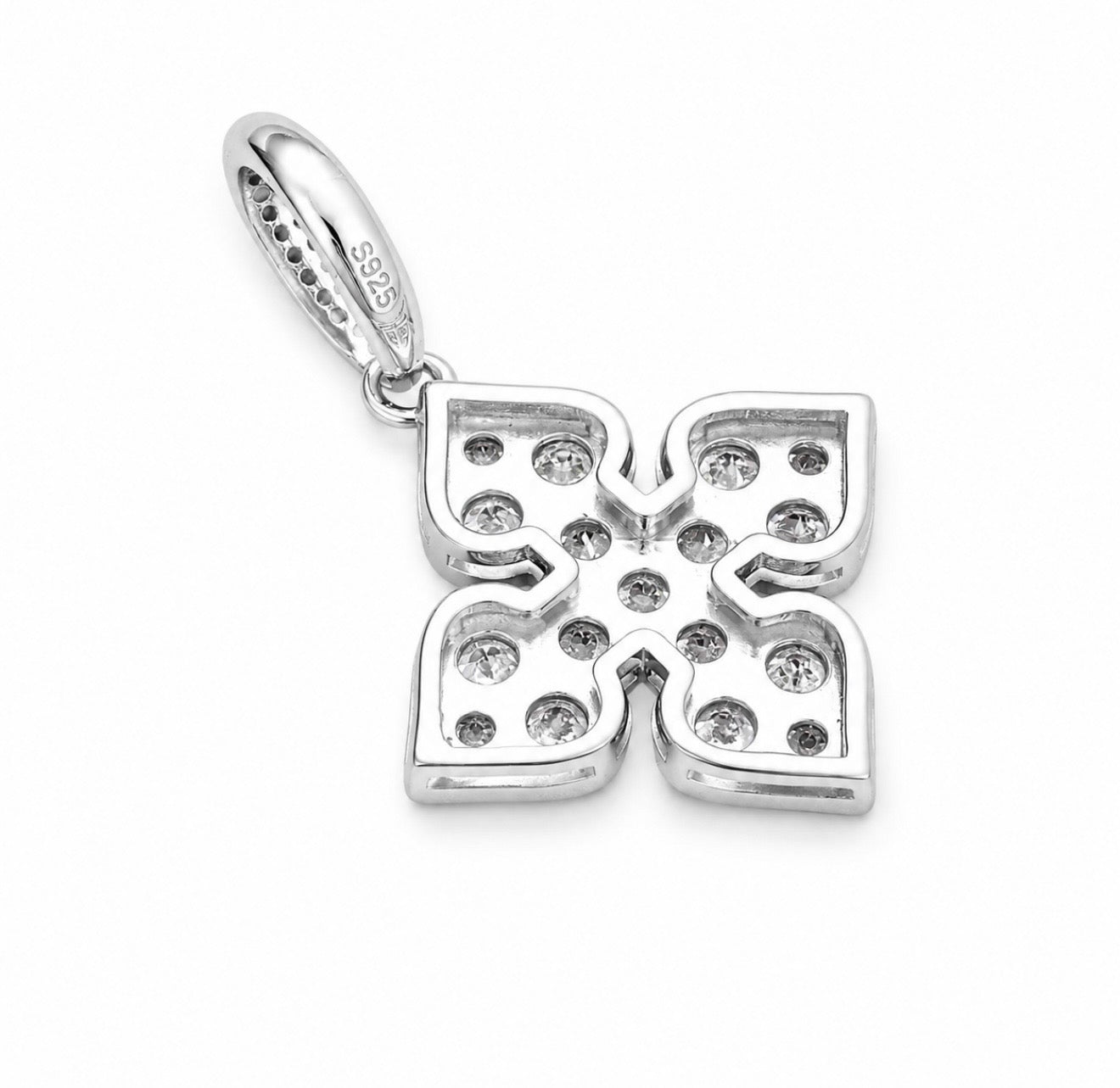 GELATI’S LUCKY FOUR LEAF BAGUETTE DIAMOND PENDANT IN 925 SILVER & 18K VERMEIL GOLD