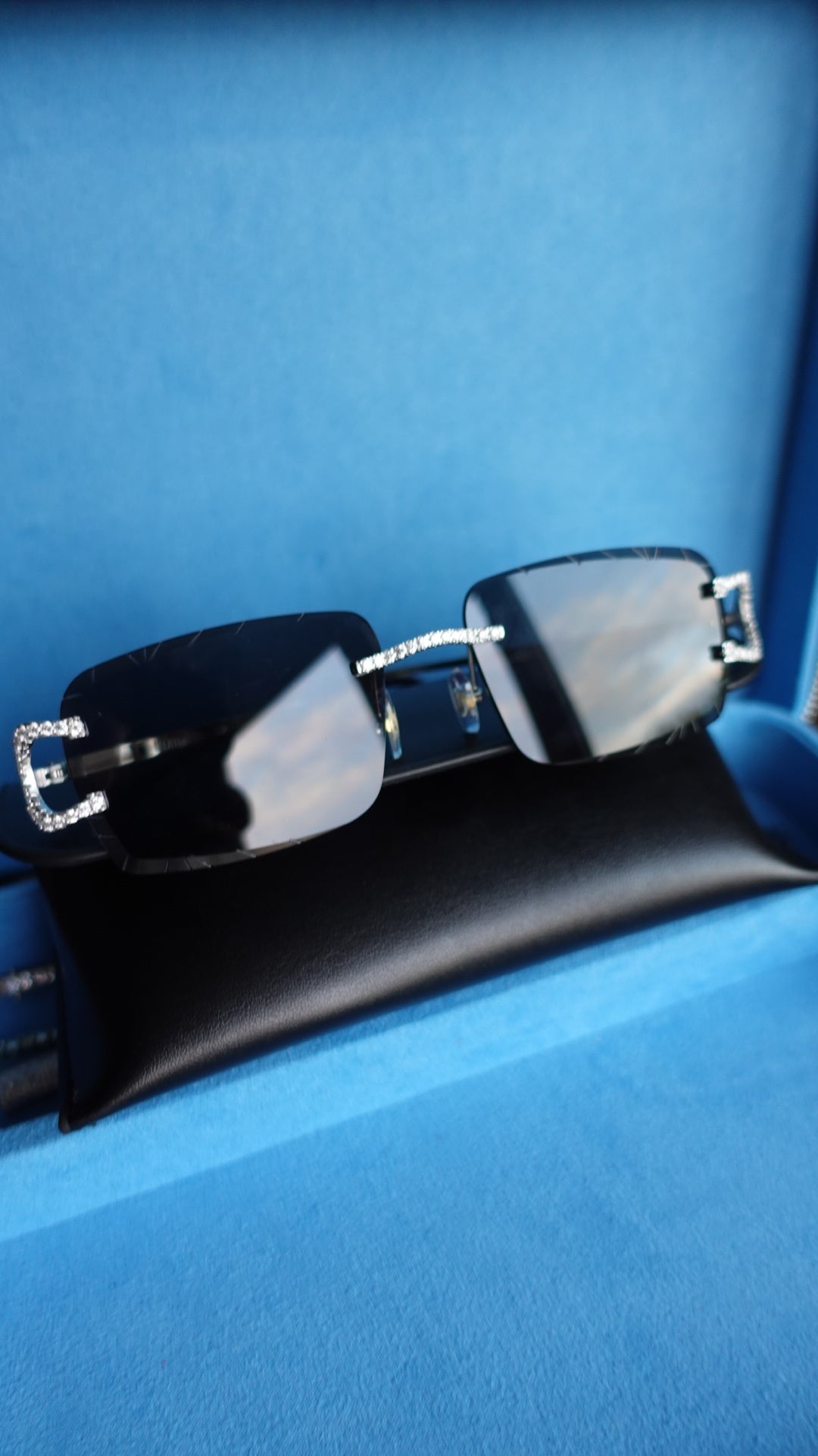 Gelati's Limited FL-Flawless D-Color Moissanite Diamond Rimless Eyewear in 925 Sterling Silver & 18k Vermeil Gold Inserts