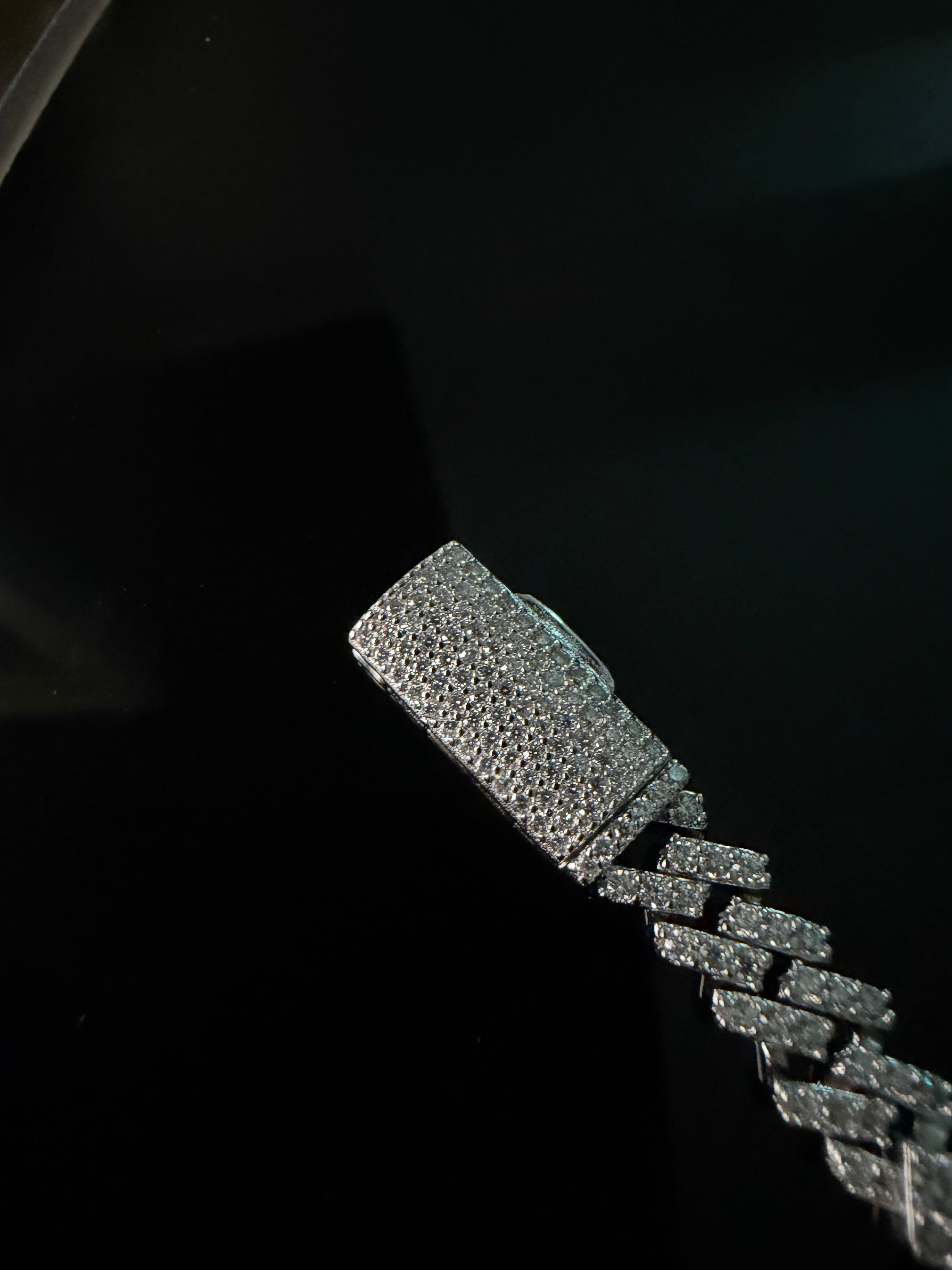 Sacrificio Cross Cuban Bracelet – FL-IF Moissanite, 925 Silver & 18K Vermeil
