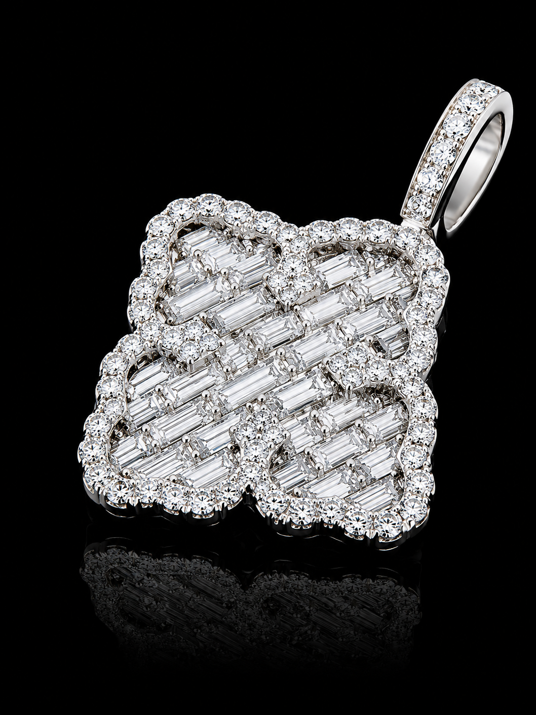 Carbon Baguette Clover Pendant – Titanium & 18K Vermeil Gold (Free Chain Included)