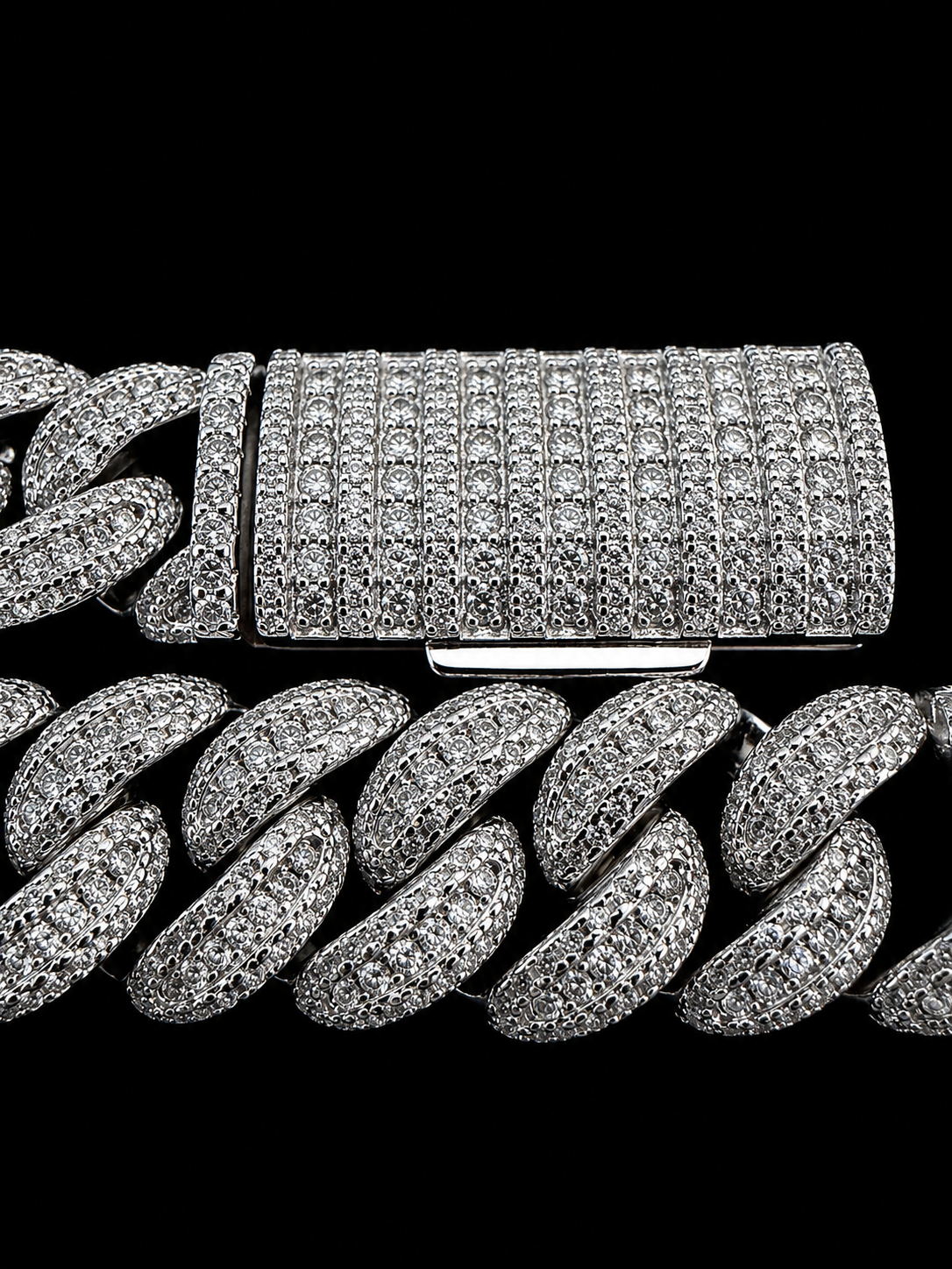 17MM Moon Link Tri Row Raised Pointers™ Cuban Chain — FL-IF Certified Lab Moissanite | 925 Silver + 18K Vermeil Gold