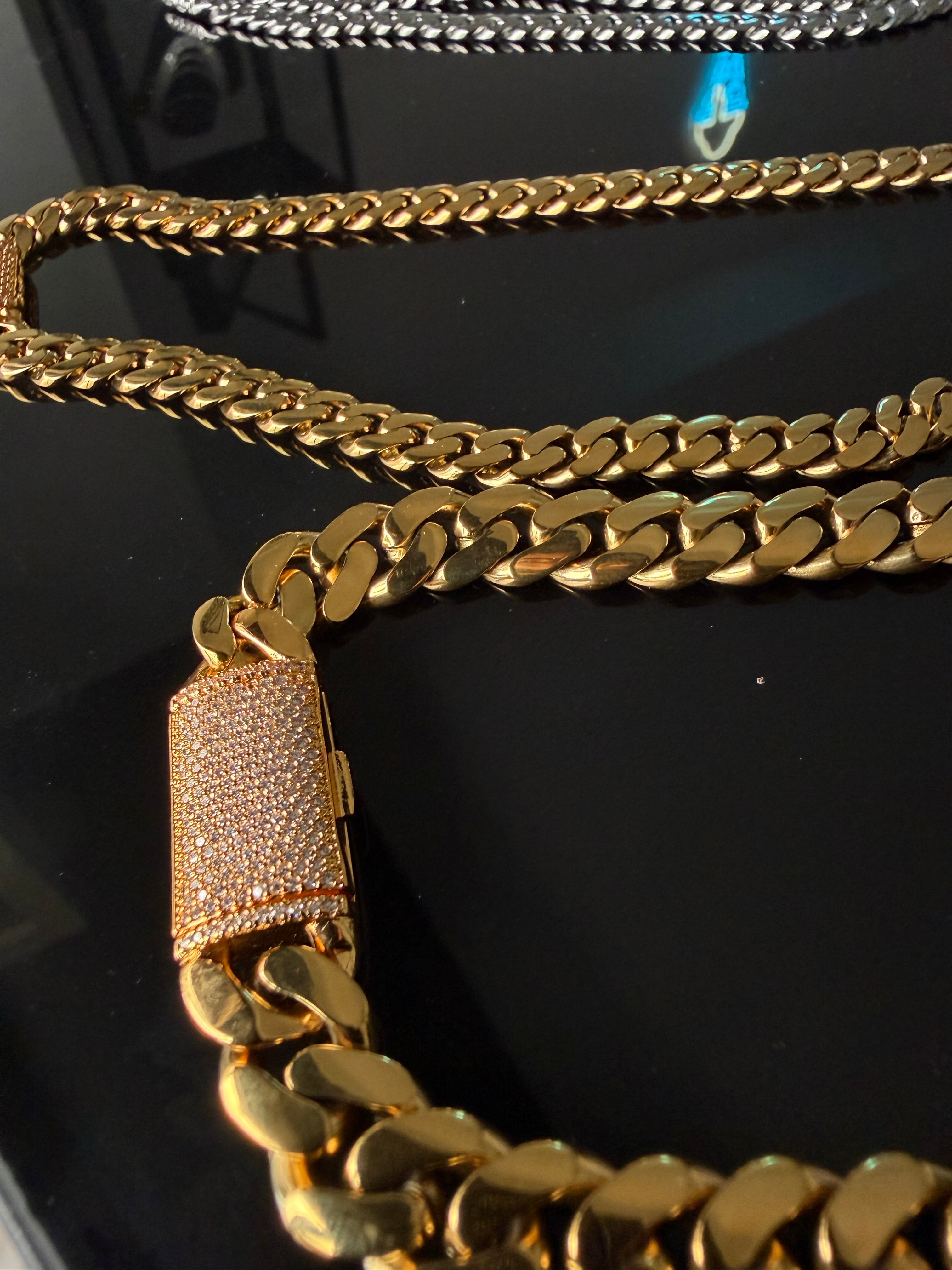 Titanium Diamond Lock Miami Cuban Necklace – DVVS1 Moissanite & 18K Vermeil