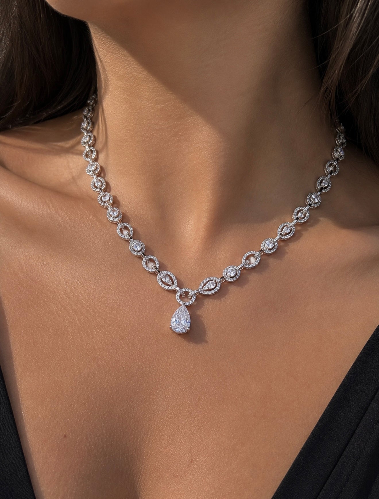 GELATI’S BESPOKE “SOUL CAPSULE” DIAMOND NECKLACE IN 925 STERLING SILVER & 18K VERMEIL GOLD INSERTS & VVS1 D-COLOR MOISSANITE DIAMONDS