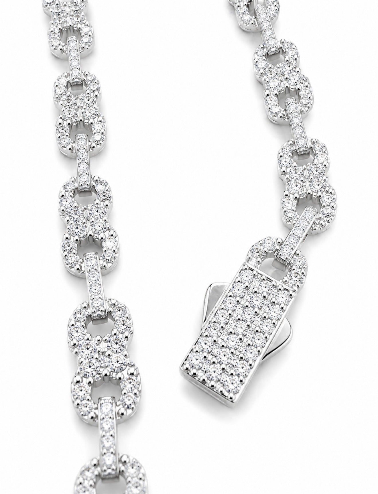 LIMITLESS INFINITY LINK BRACELET – FL–IF MOISSANITE, 925 SILVER & 18K VERMEIL