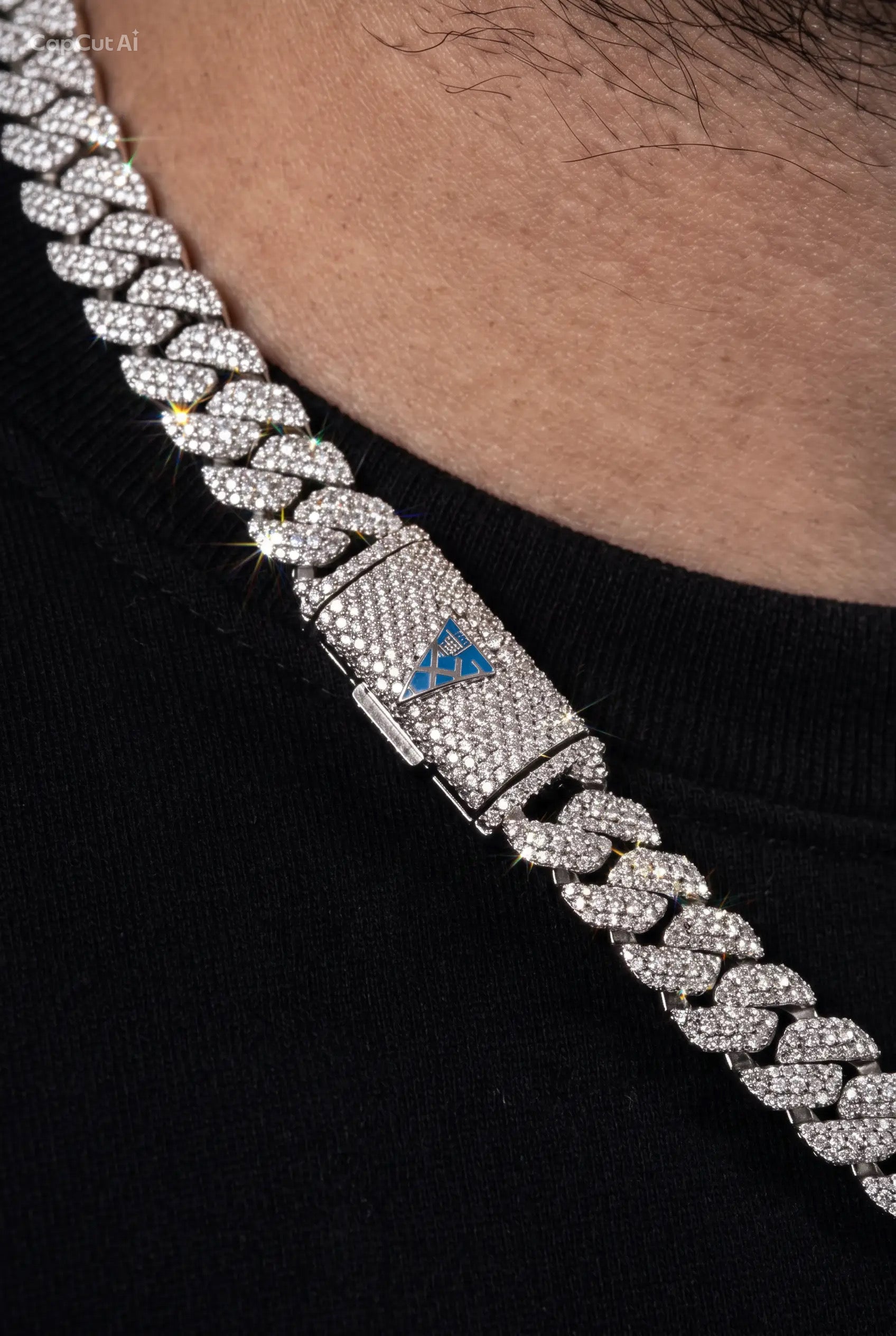 Custom Lock LA Moon Link Cuban Chain – 28CT FL-IF Moissanite, 925 Silver & 18K Vermeil (13MM)