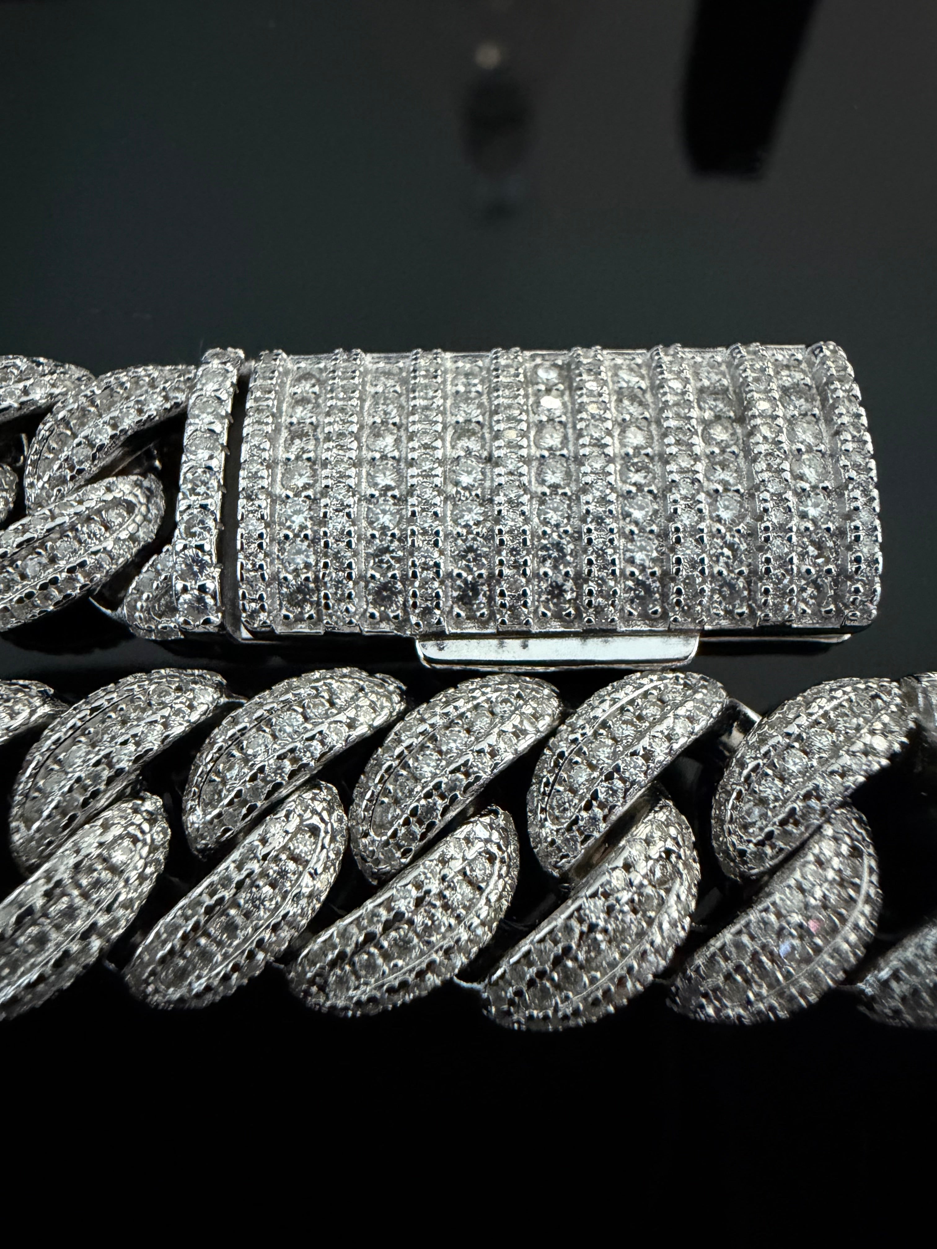 17MM Moon Link Tri Row Raised Pointers™ Cuban Chain — FL-IF Certified Lab Moissanite | 925 Silver + 18K Vermeil Gold