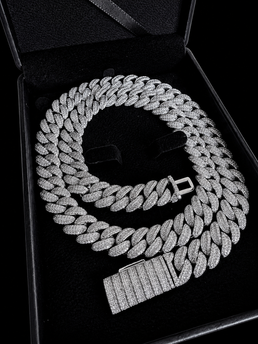 17MM Moon Link Tri Row Raised Pointers™ Cuban Chain — FL-IF Certified Lab Moissanite | 925 Silver + 18K Vermeil Gold