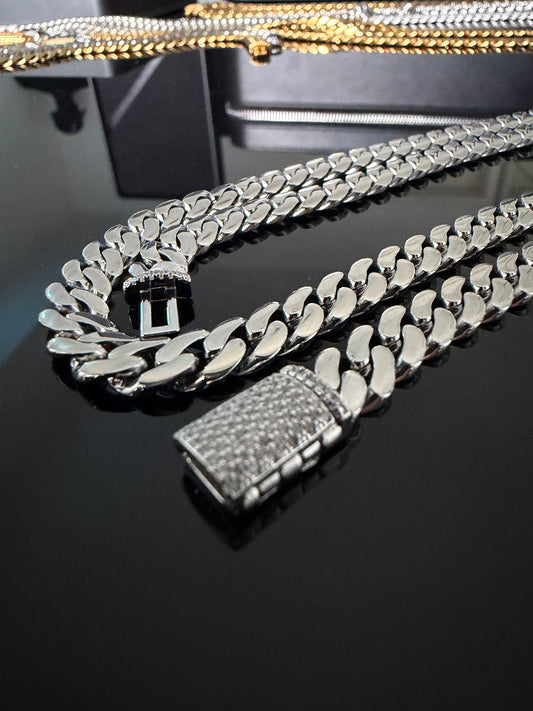 Gelati's 18K Vermeil Gold -DVVS1 Lab Moissanite Diamond Lock Miami Link Cuban Necklace in Solid Titanium Steel