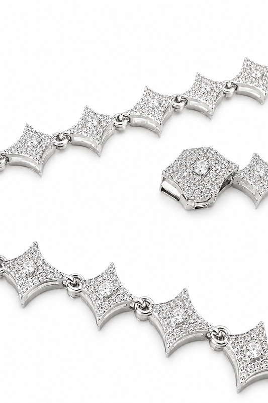 Prey on the Weak Necklace – 15CTW DVVS1 Moissanite | 925 Silver & 18K Vermeil Gold