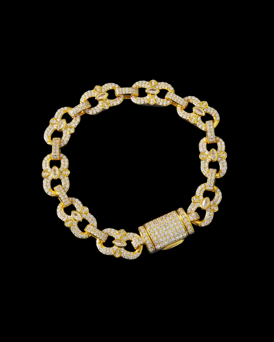 Gelati's Infinity Link & Pear Cut Details VVS1 Diamond Bracelet in solid 925 Sterling Silver & 18k Vermeil Gold Inlay