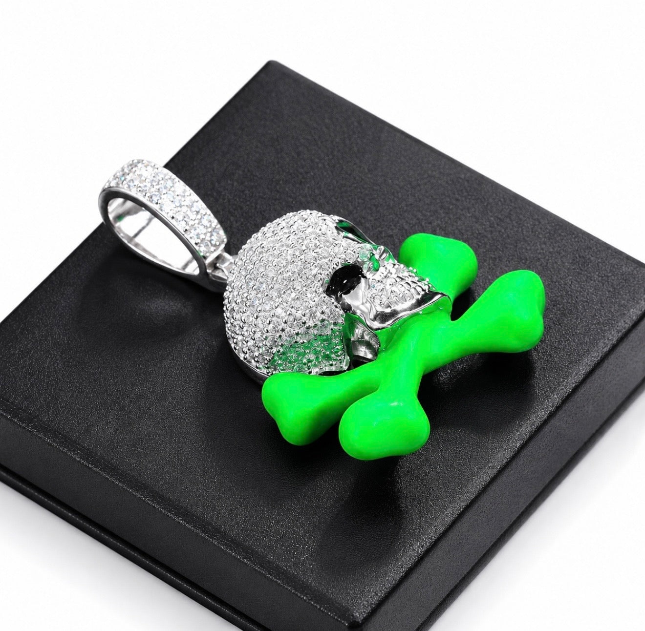 GELATI’S DIAMOND GLOW IN THE DARK SKULL PENDANT IN 925 STERLING SILVER & VVS1 MOISSANITE DIAMONDS