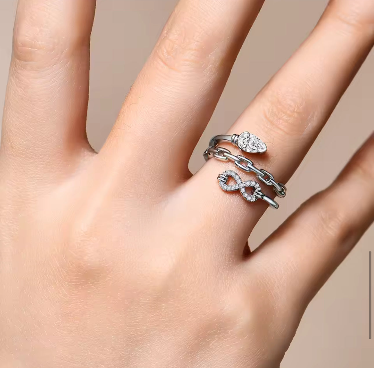 Gelati's Multilayer 2,5 CT Infinity VVS1 Moissanite Diamond Pear Cut Ring in Sterling 925 Silver & 18k Vermeil Gold Inserts