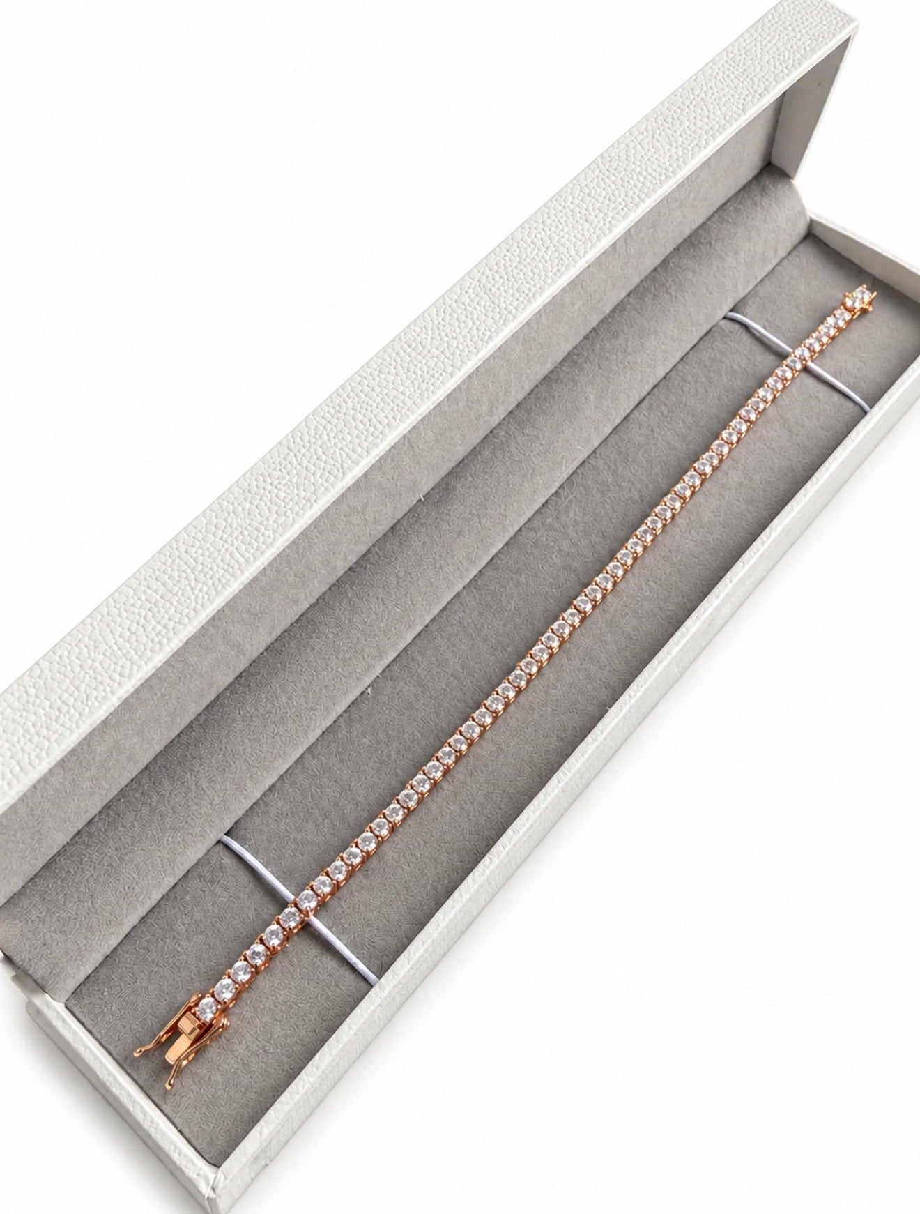 “LA PUNIZIONE” SPIKED DIAMONDS™ FL-IF D/F LAB MOISSANITE TENNIS BRACELET – 18K VERMEIL GOLD & 925 STERLING SILVER