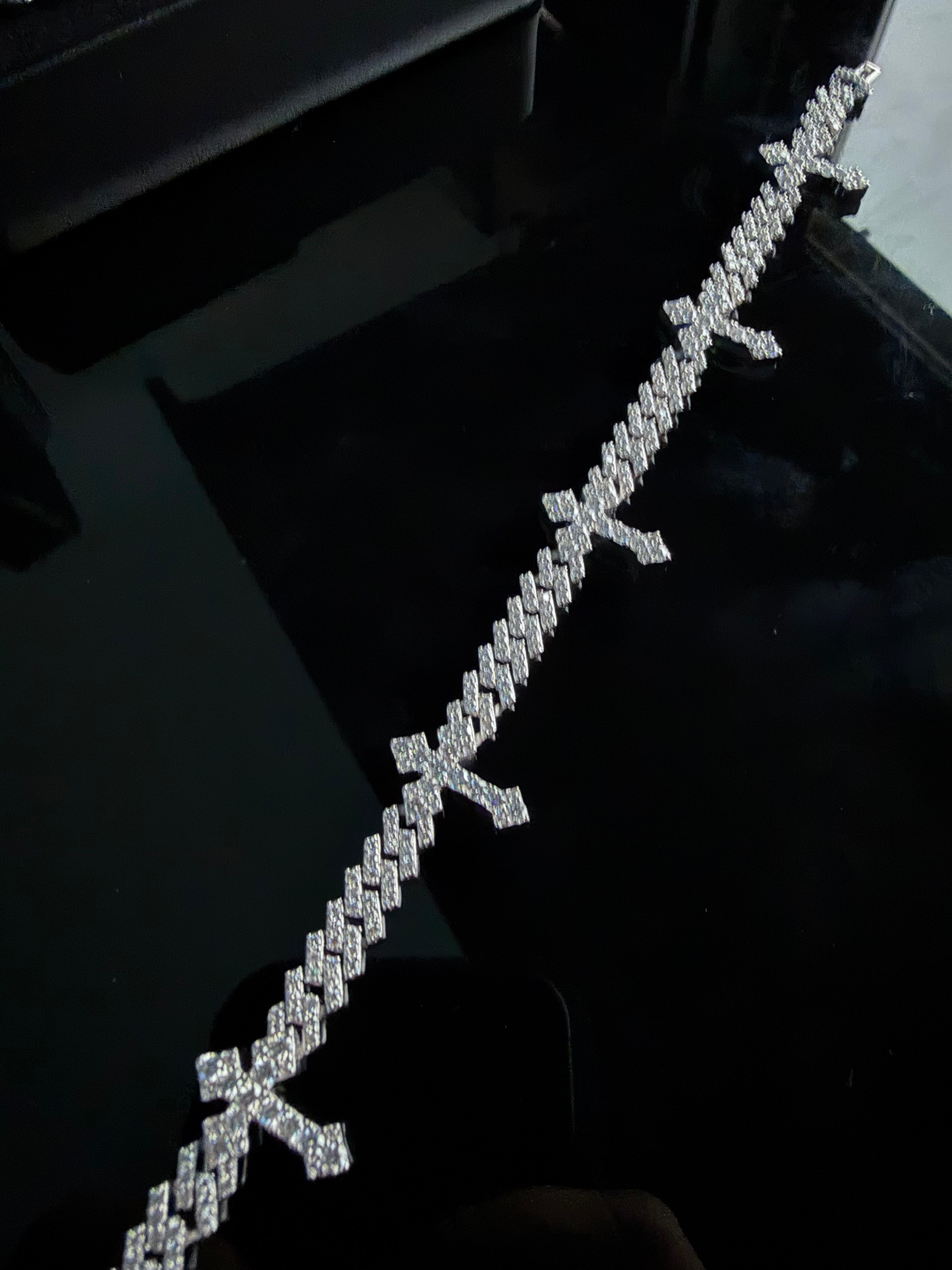 Sacrificio Cross Cuban Bracelet – FL-IF Moissanite, 925 Silver & 18K Vermeil