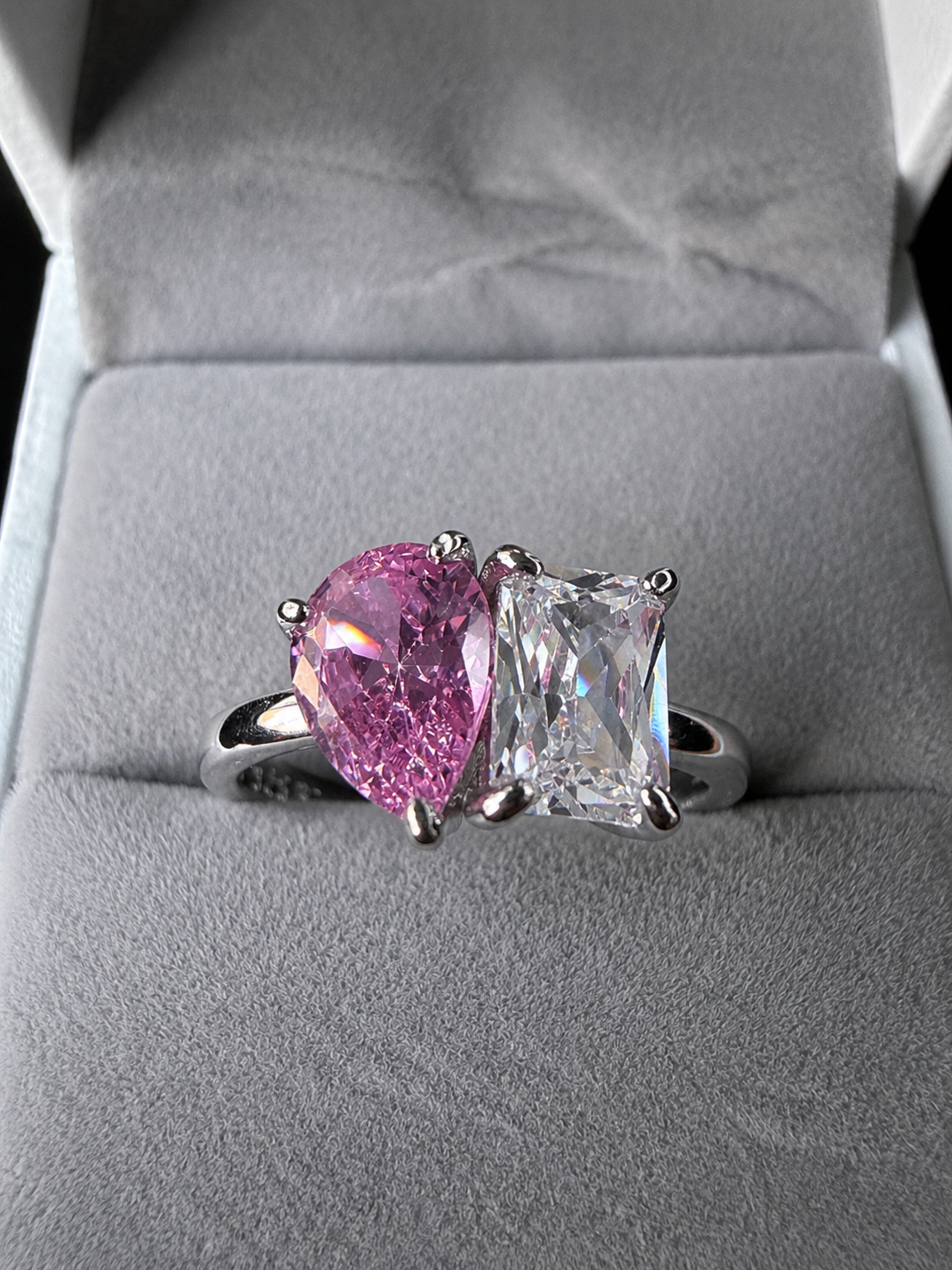 Candy Bar Mixed Cut Ring – DVVS1/CB Fancy Pink Pear & Baguette Cut, 925 Silver & 18K Vermeil Gold