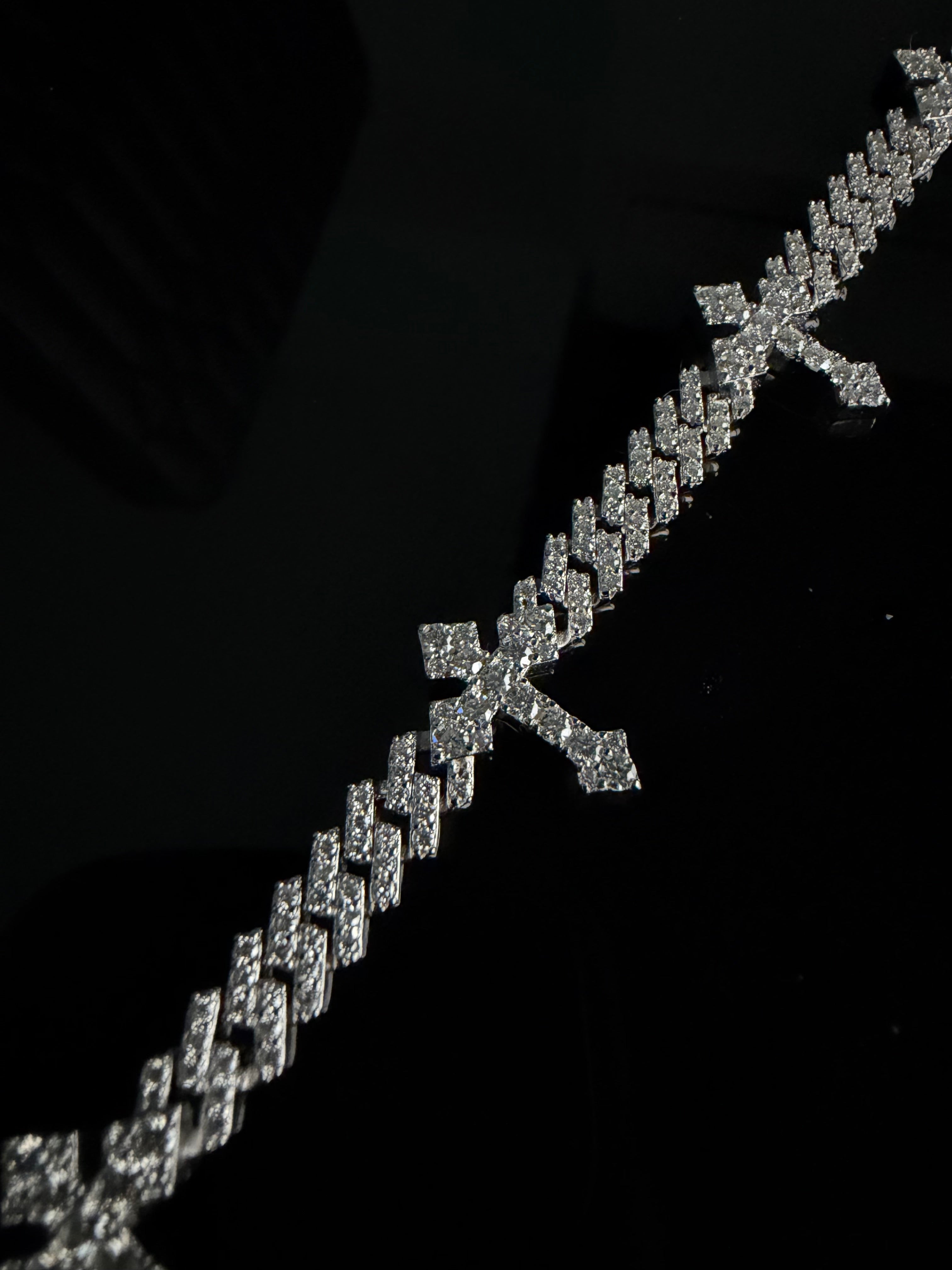 Sacrificio Cross Cuban Bracelet – FL-IF Moissanite, 925 Silver & 18K Vermeil