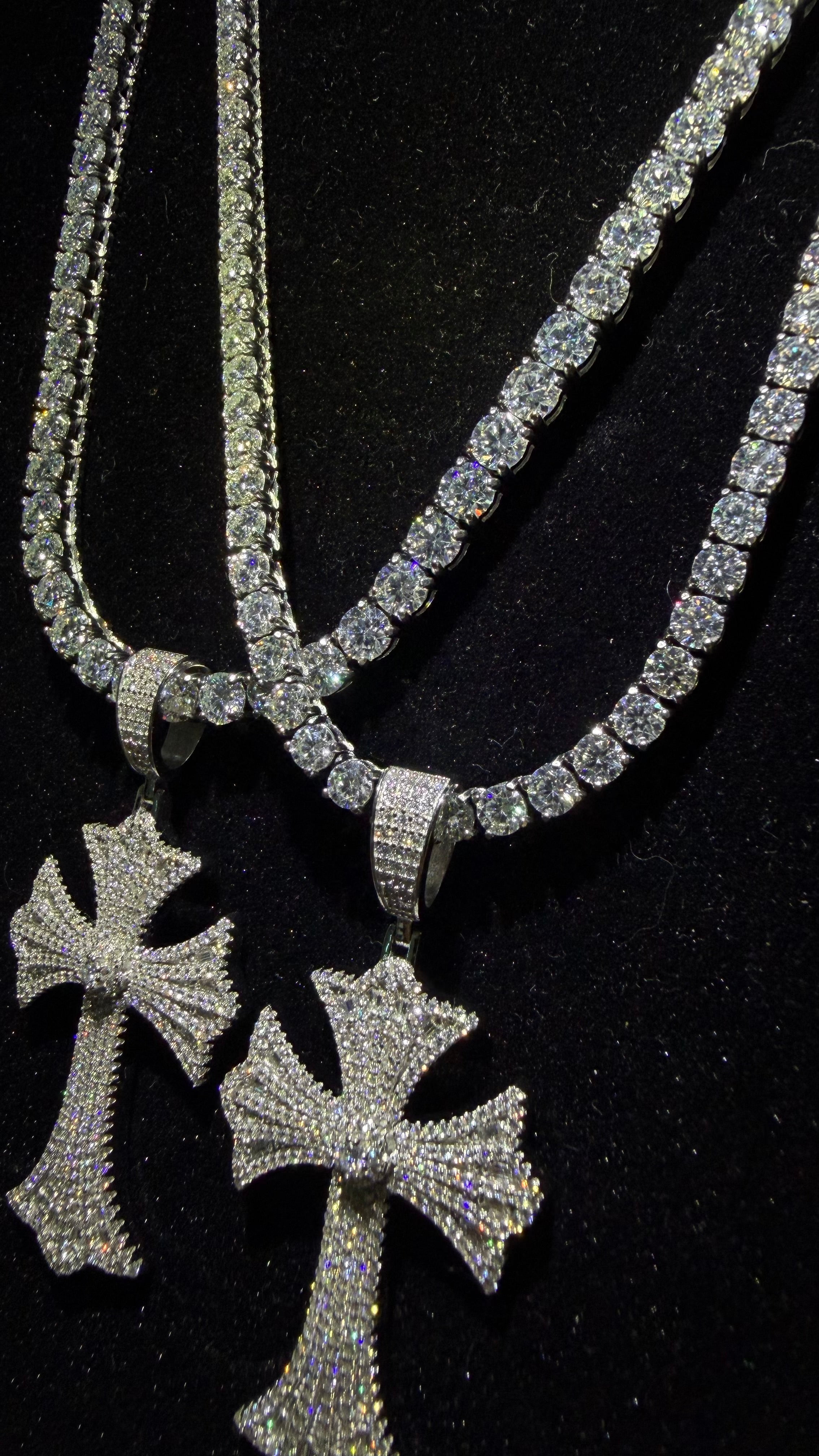 Gelati Exclusive Big Pointers Diamond Tennis Necklace |18K Vermeil Gold | VVS-1 Moissanite