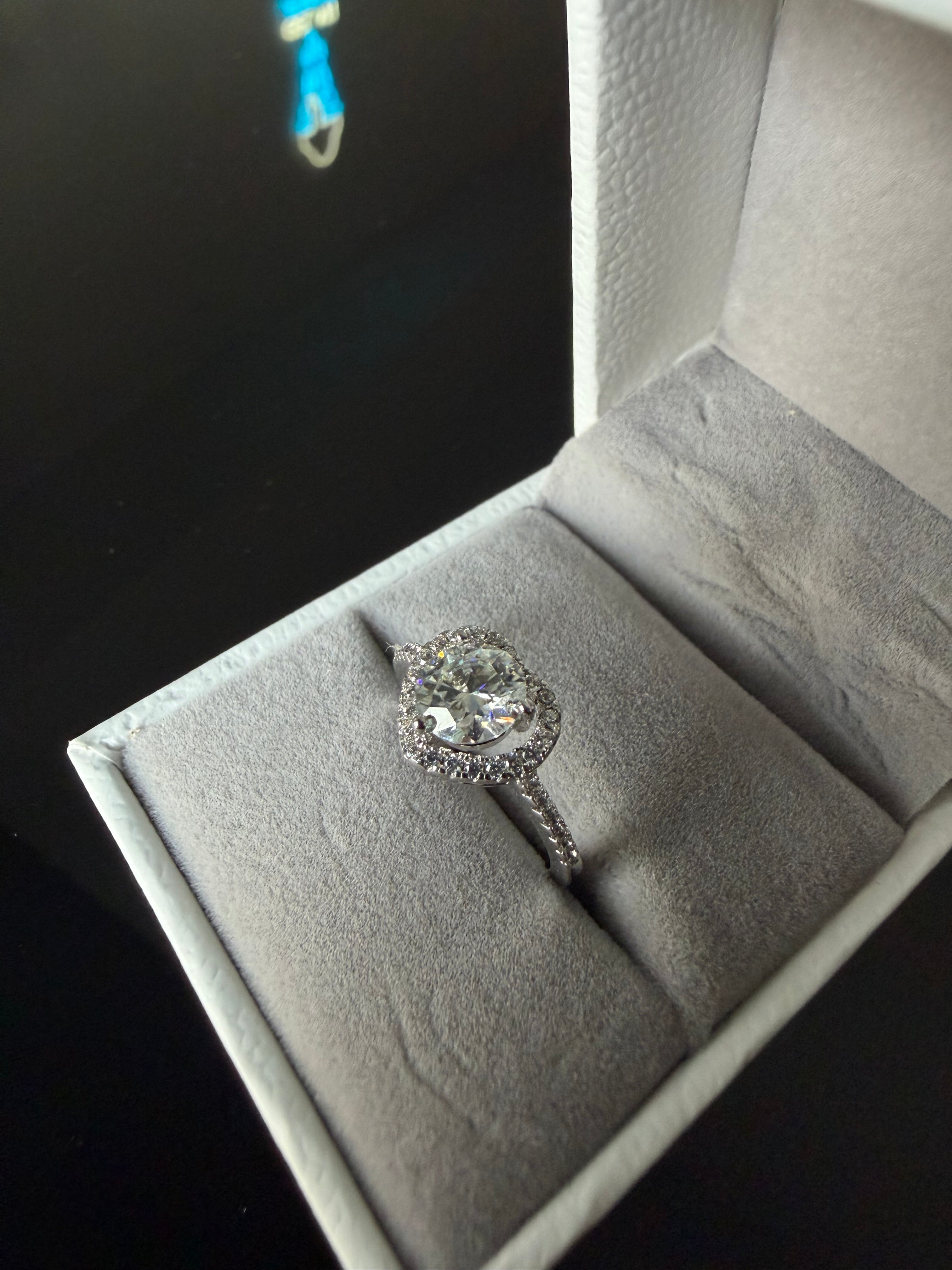 Gelati' Diamond Heart "Amore" Ring in 925 Sterling Silver & VVS1 D -color Lab Moissanite Diamonds