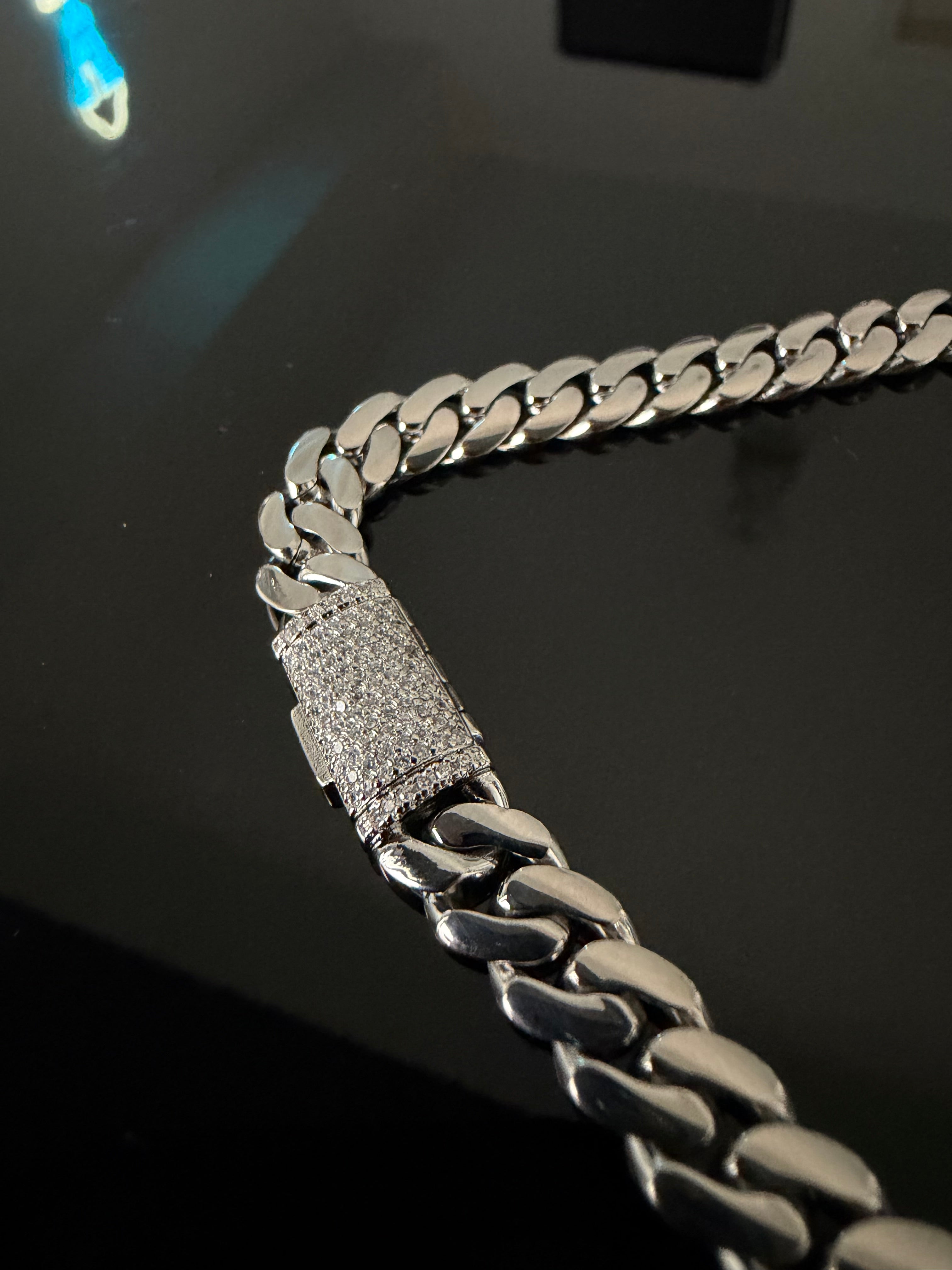 Gelati's Plain Signature DVVS1/CB Diamond Lock Ice Miami Curb Bracelet in Titanium Steel & 18 K Vermeil Gold Inserts