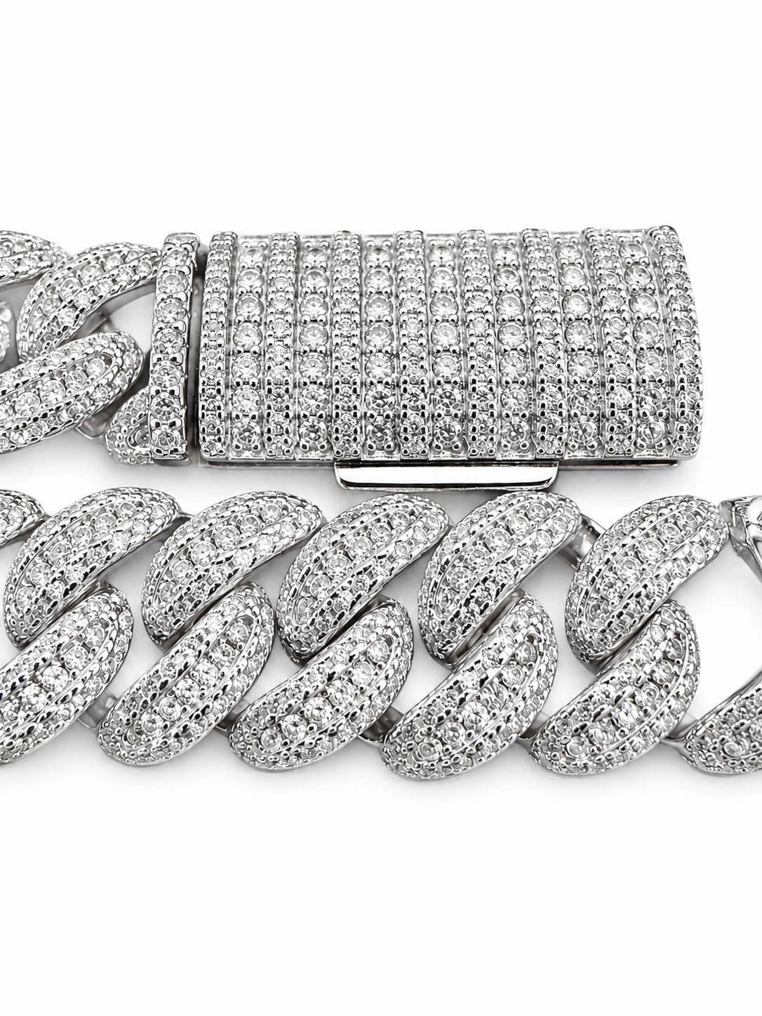 17MM Moon Link Tri Row Raised Pointers™ Cuban Chain — FL-IF Certified Lab Moissanite | 925 Silver + 18K Vermeil Gold