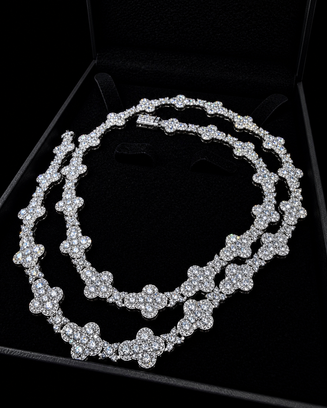 Speciale Star Cross Link Necklace – 20CTW FL-IF Moissanite, 925 Silver & 18K White Vermeil