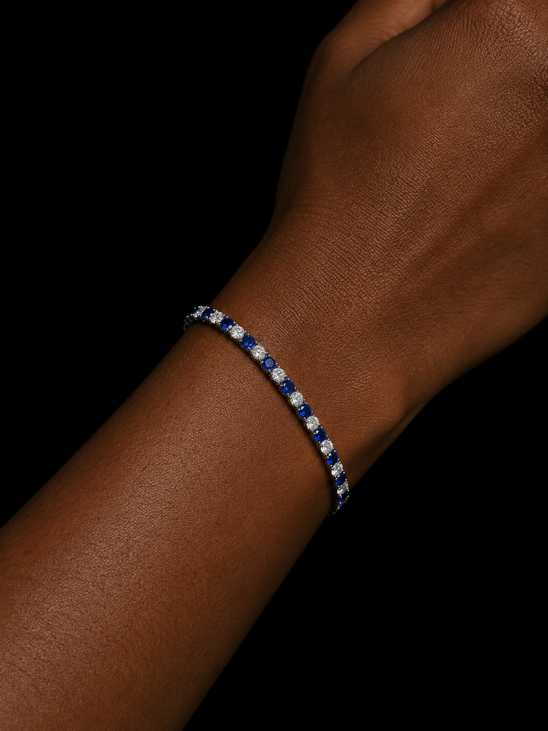 Ghiacciato Sapphire Tennis Bracelet – DVVS1 Moissanite, 925 Silver with PT950 Platinum Inlay
