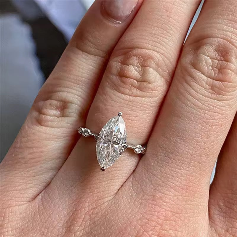 Gelati's Bespoke Marquise VVS1/CB Diamond Ring In solid 925 Silver & 18 Vermeil Gold Inserts