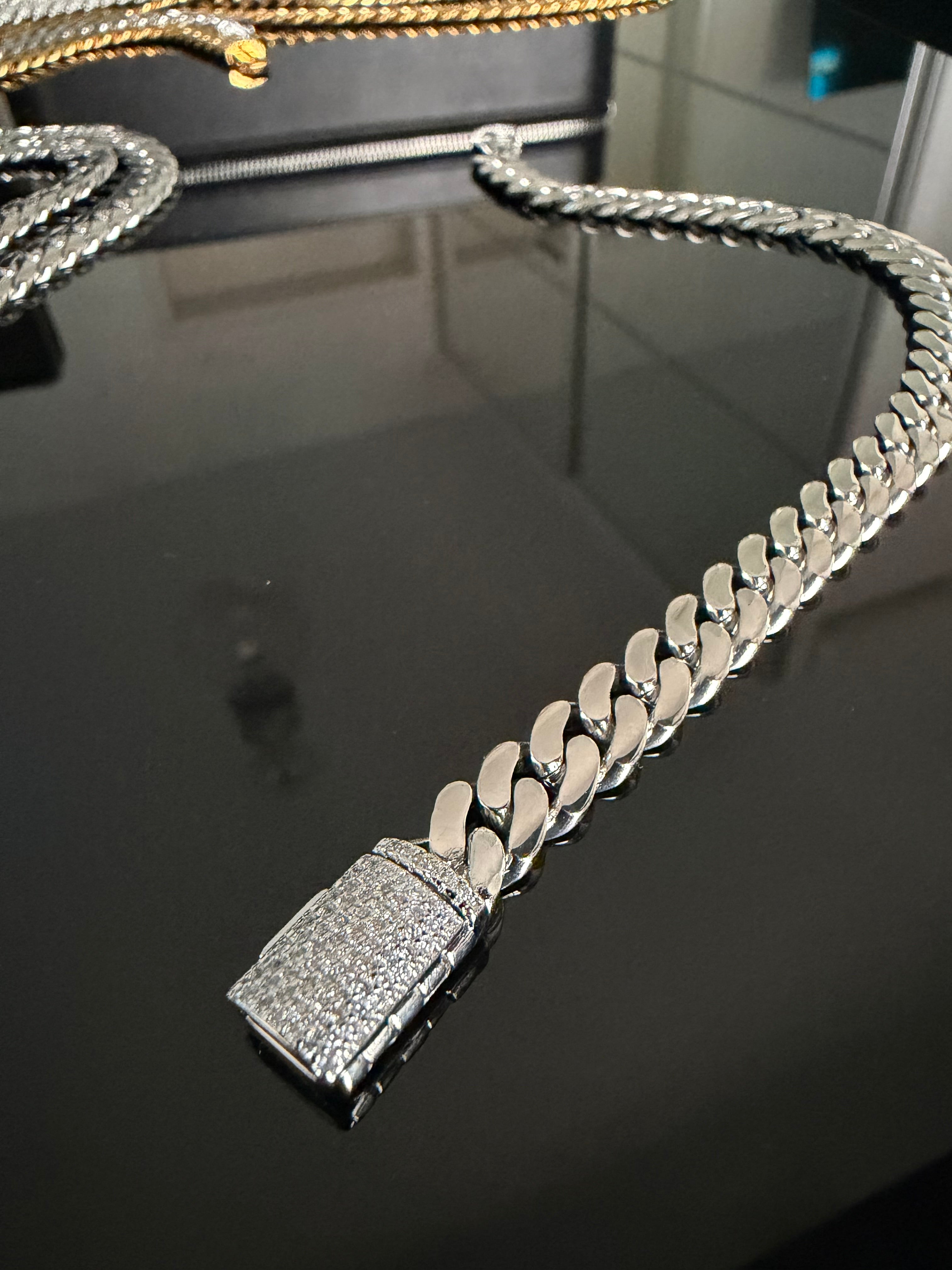 Gelati's Plain Signature DVVS1/CB Diamond Lock Ice Miami Curb Bracelet in Titanium Steel & 18 K Vermeil Gold Inserts