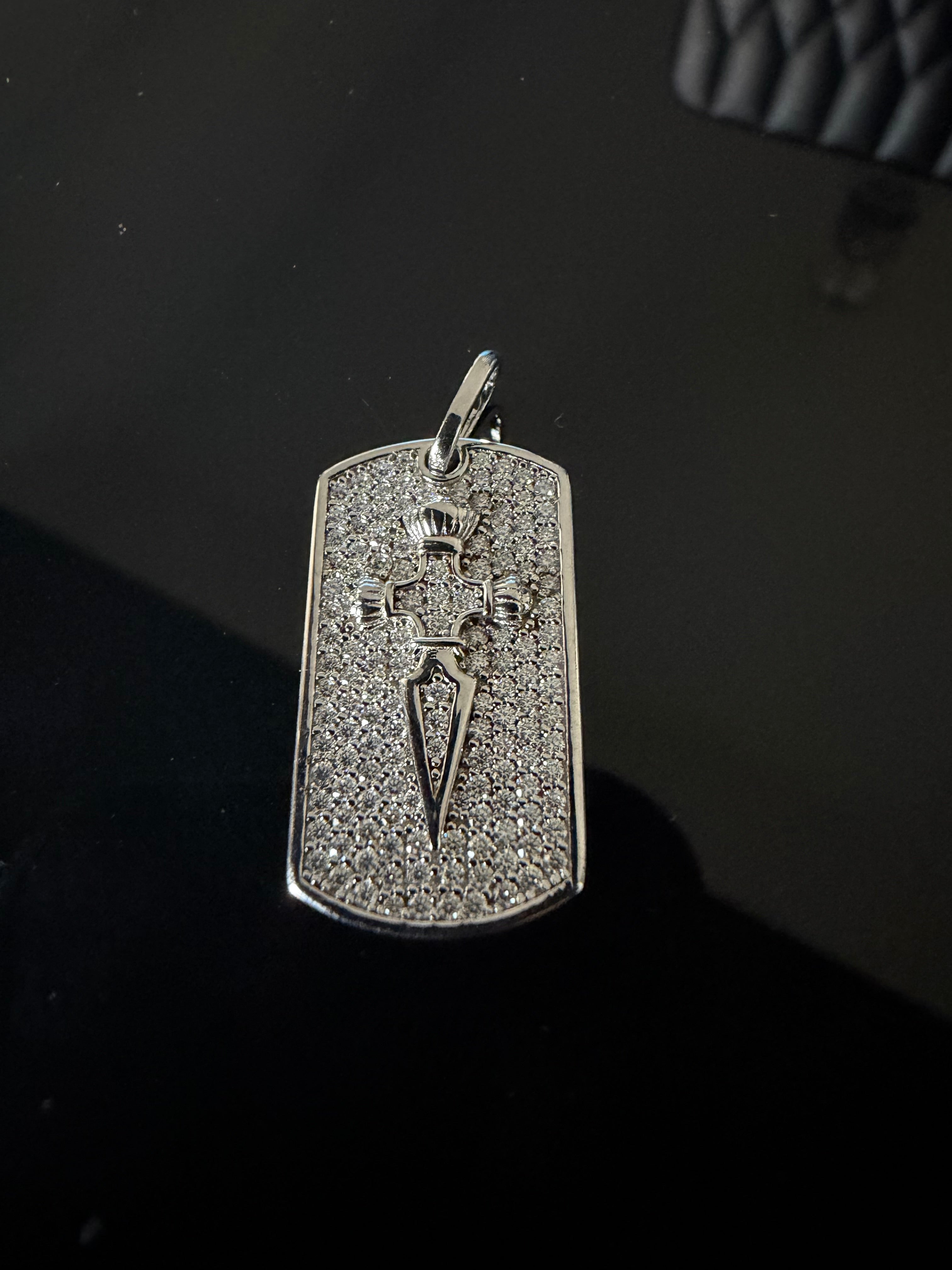 Gelati's Bespoke Knife Tag DVVS1 Lab Moissanite Diamond Pendant in Solid 925 Sterling Silver & 18k Vermeil White Gold Inlay + Free 925 Silver Chain