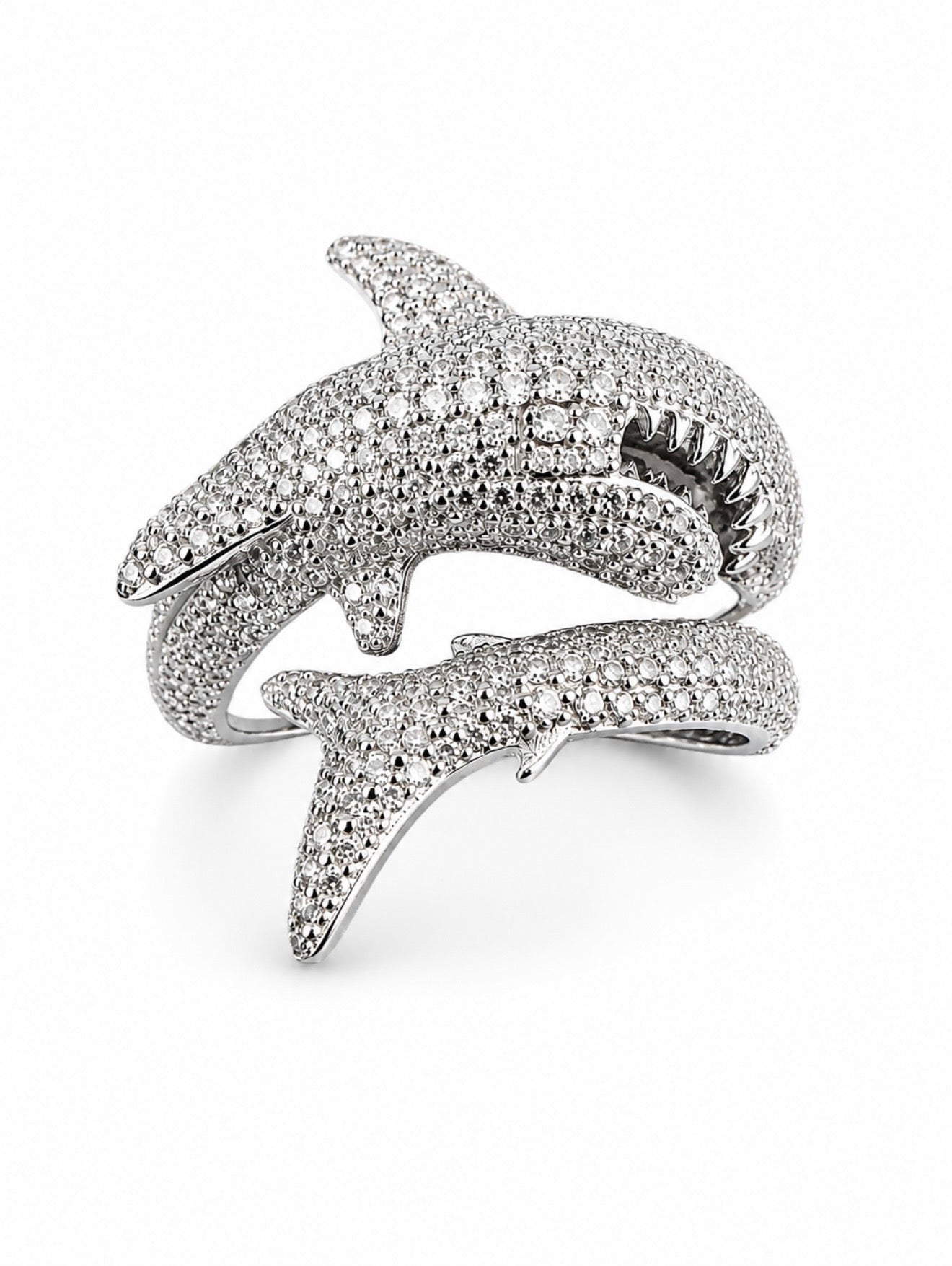 GELATI LIMITED | APEX SHARK™ FL-IF LAB MOISSANITE DIAMOND RING - 925 SILVER & 18K VERMEIL