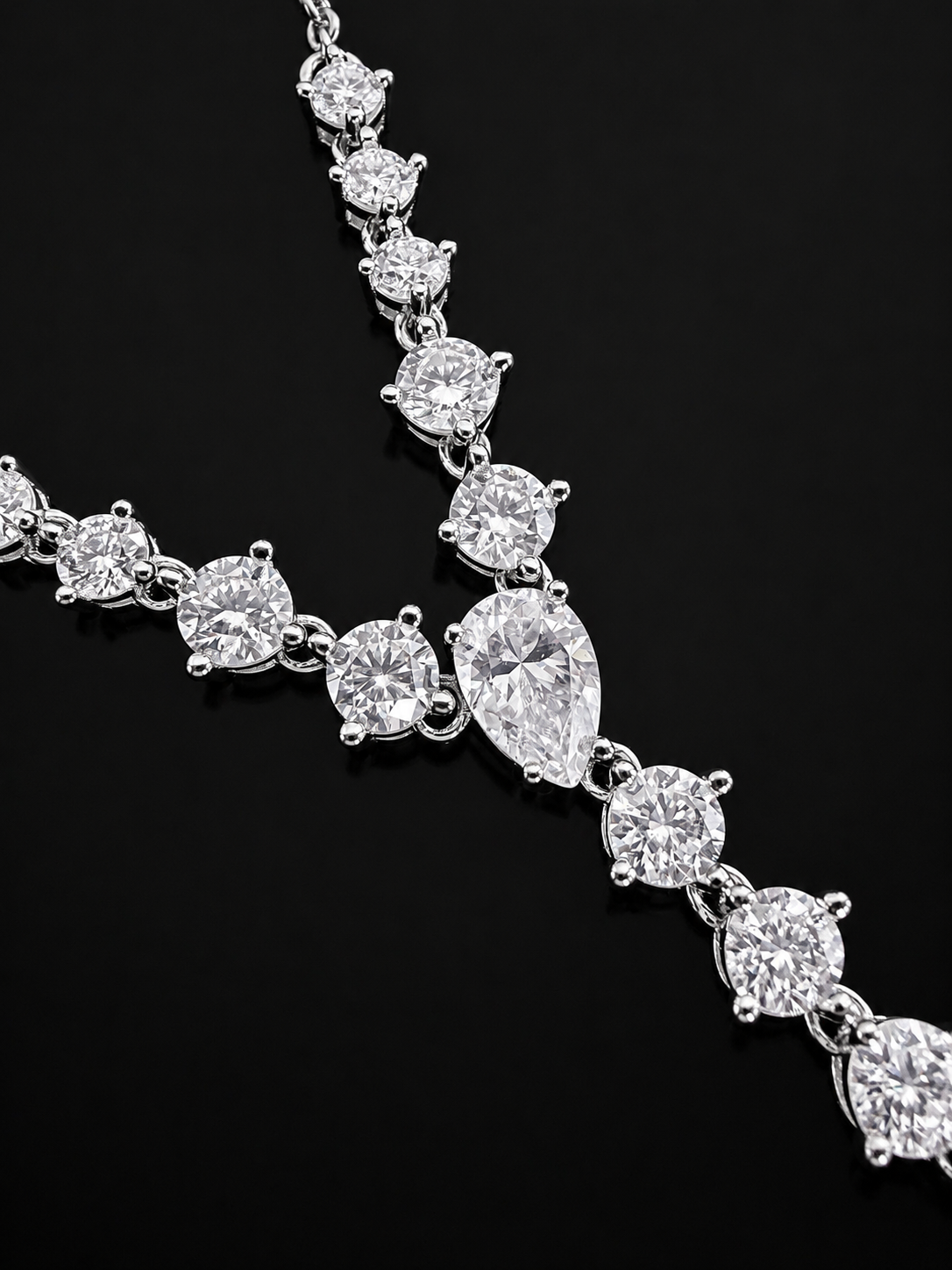 Gelati Celestia Drop Necklace — 3CTW FL/IF Lab Moissanite | 925 Silver & 18K White Gold