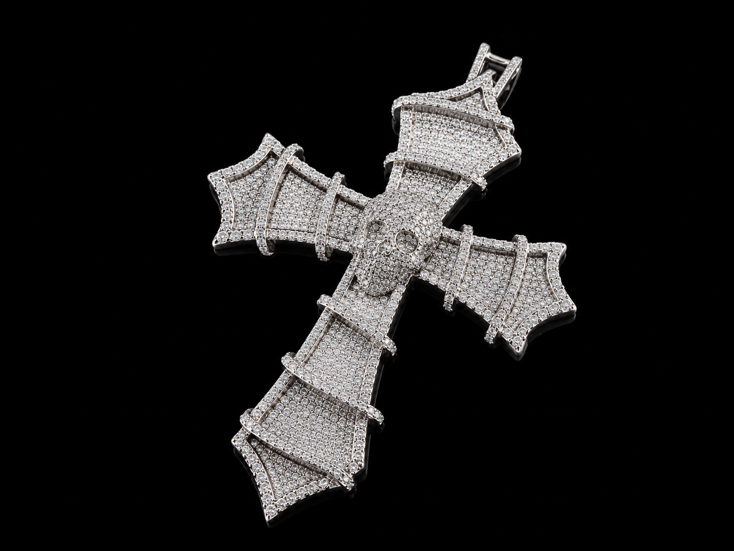 Gelati Limited | Diamond Demon Cross Pendant — FL/IF Lab Grown Moissanite & 18K Vermeil 925 Silver