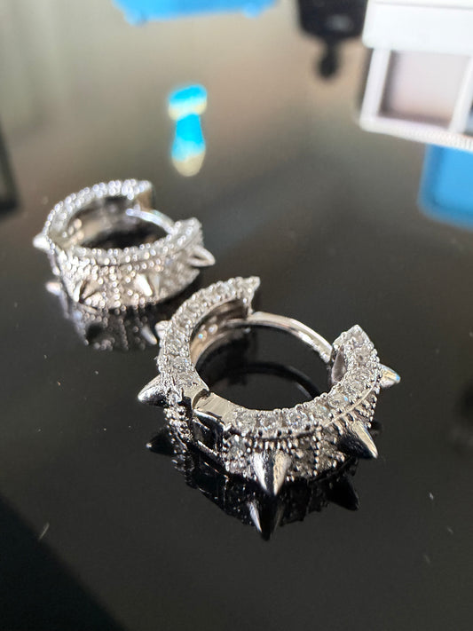 Gelati's Spiked Claw FL-IF Lab Moissanite Diamond Claw Earrings In Solid 925 Sterling Silver & 18K Vermeil Gold