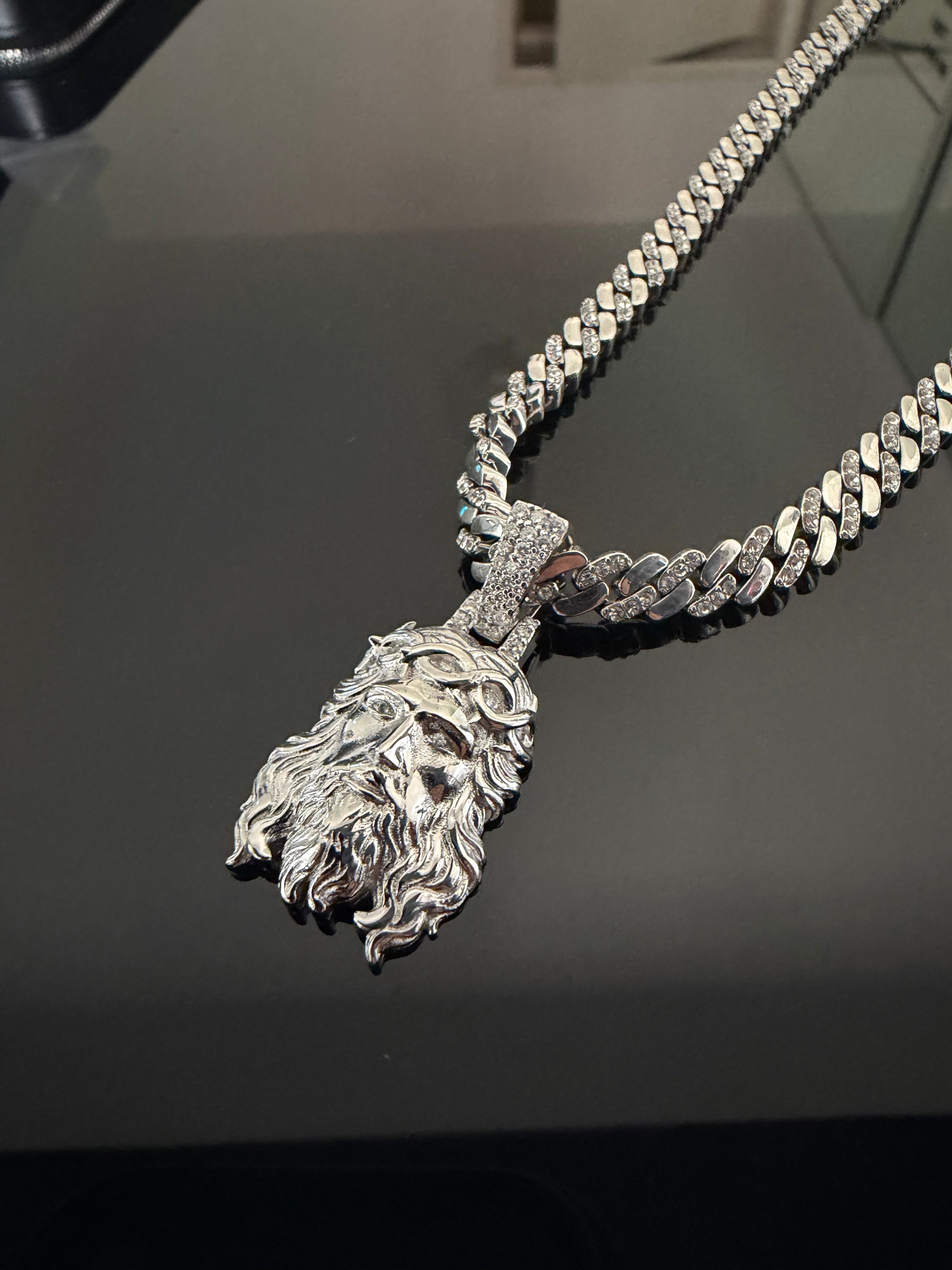 Limited Bespoke Jesus Piece – FL/IF Moissanite, 925 Silver & 18K Vermeil Gold |Chain included