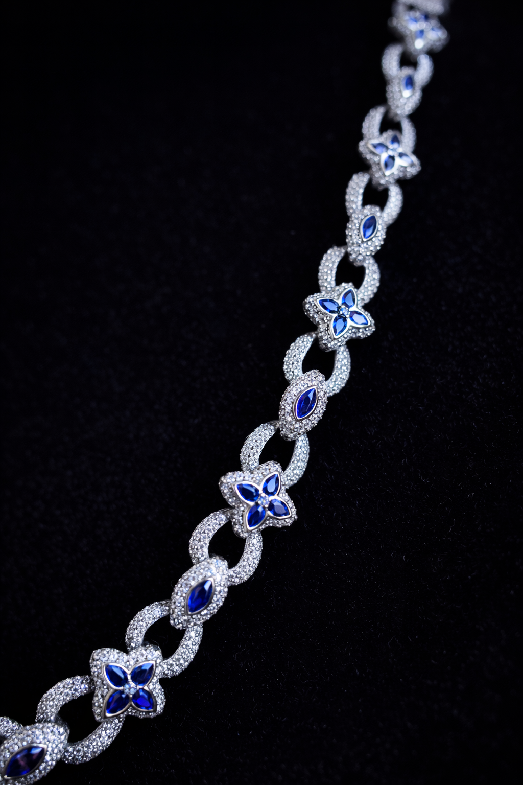 Gelati's Bespoke Sapphire & FL-IF Lab Moissanite / CB Diamond Clover Cuban Necklace In Solid 925 Sterling Silver & 18k Vermeil Gold Inserts