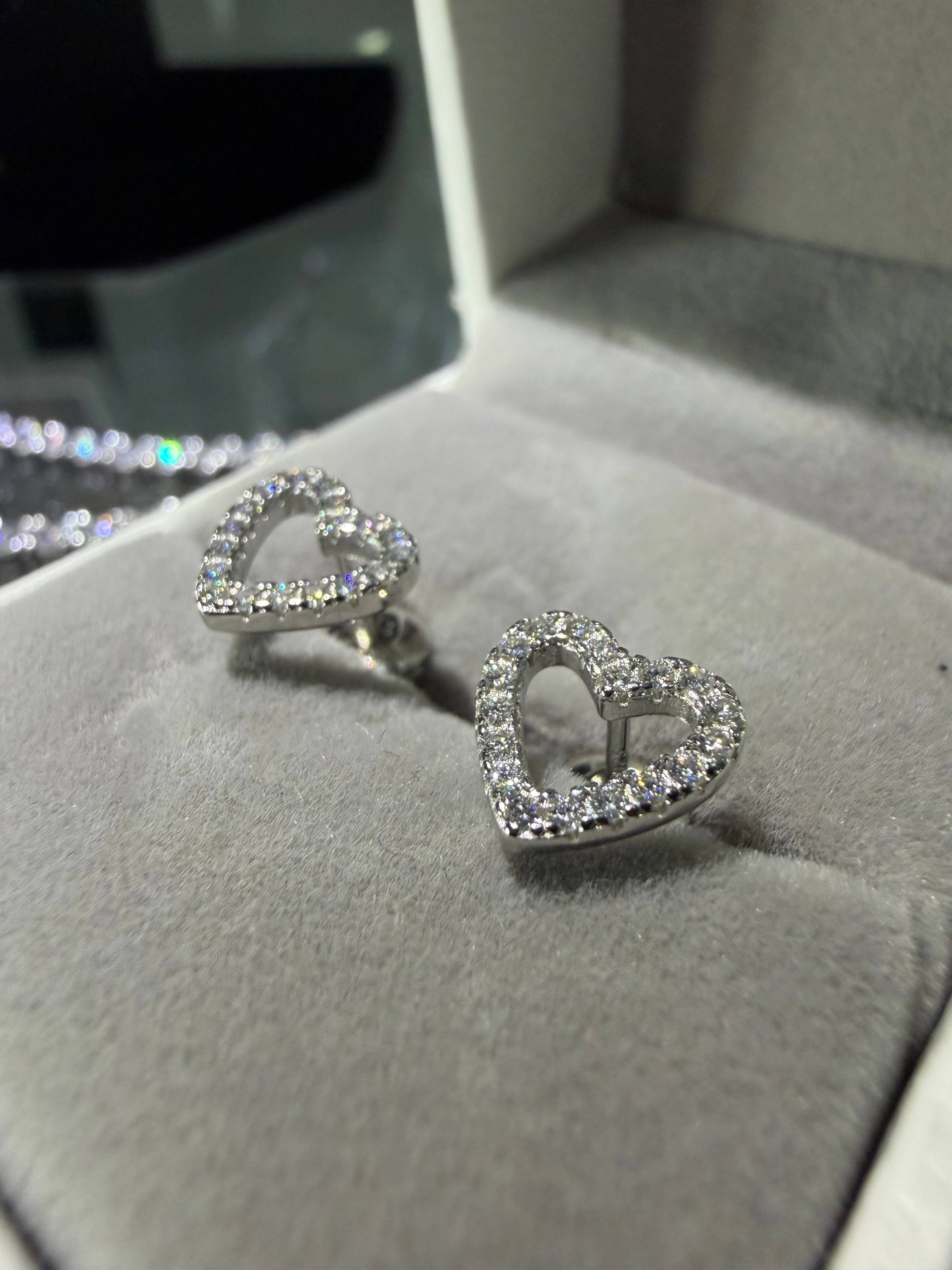 Gelati Halo Hollow Heart Earrings – FL/IF Lab Moissanite | 925 Silver & 18k Vermeil Gold