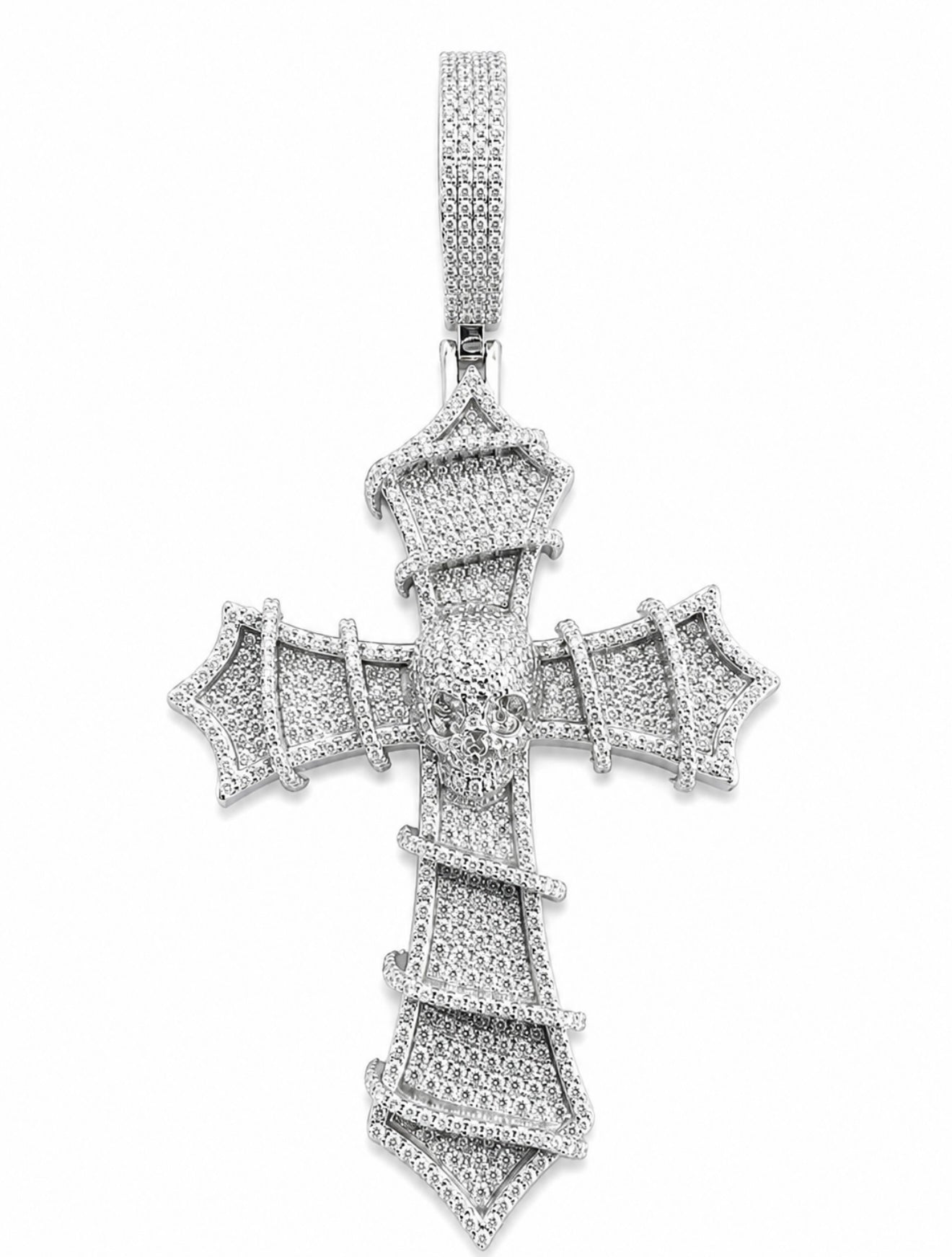GELATI LIMITED | DIAMOND DEMON CROSS PENDANT – FL–IF LAB GROWN MOISSANITE & 18K VERMEIL 925 SILVER