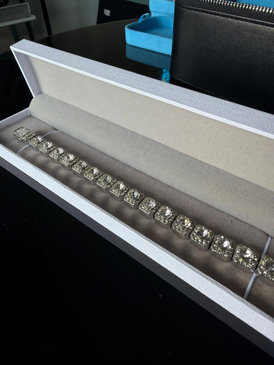 Cluster Halo Tennis Bracelet – CB Diamonds, Titanium & 18K Vermeil Gold