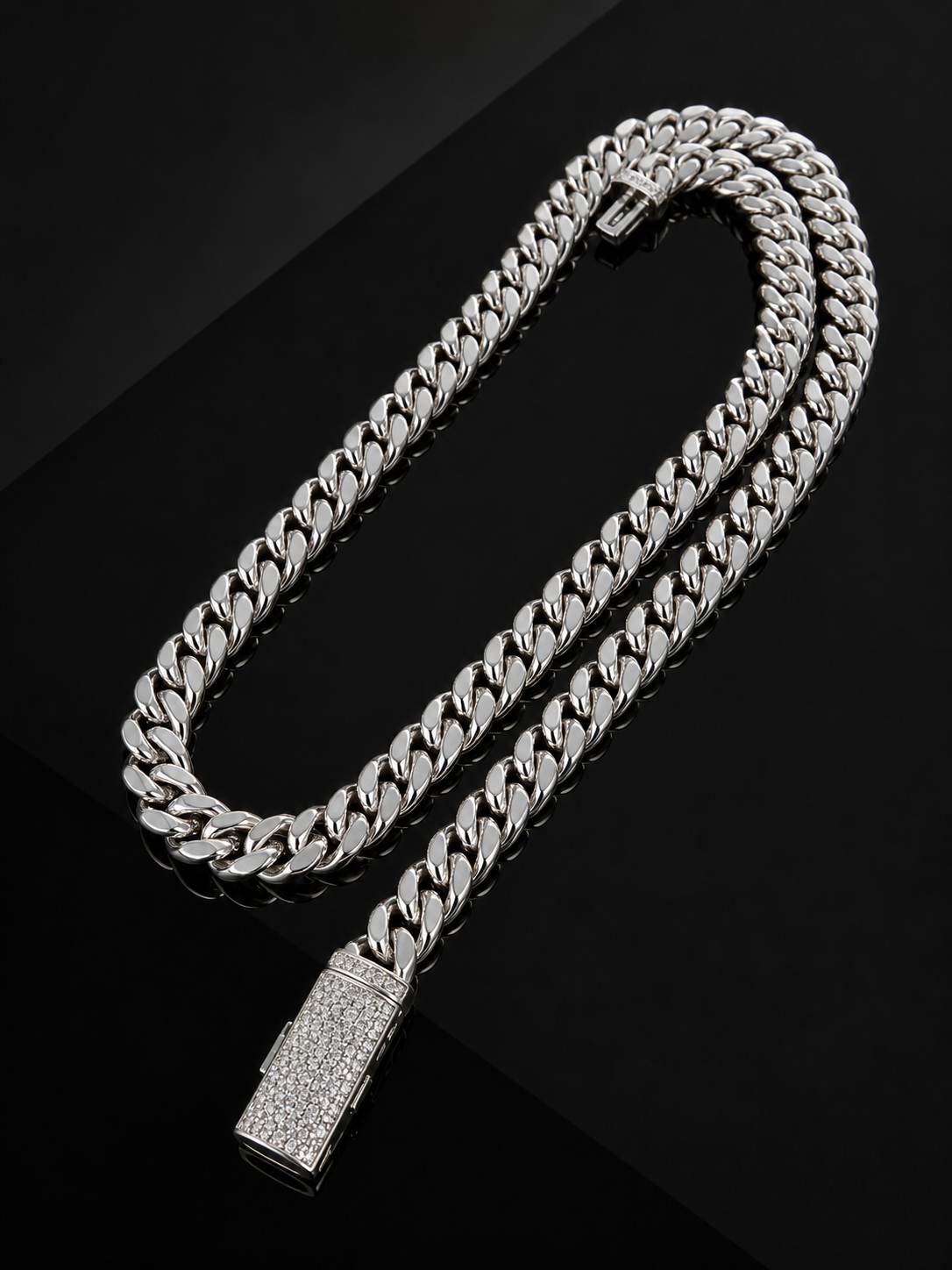 Diamond Lock Miami Cuban Necklace – DVVS1 925 Silver/Titanium & 18K Vermeil