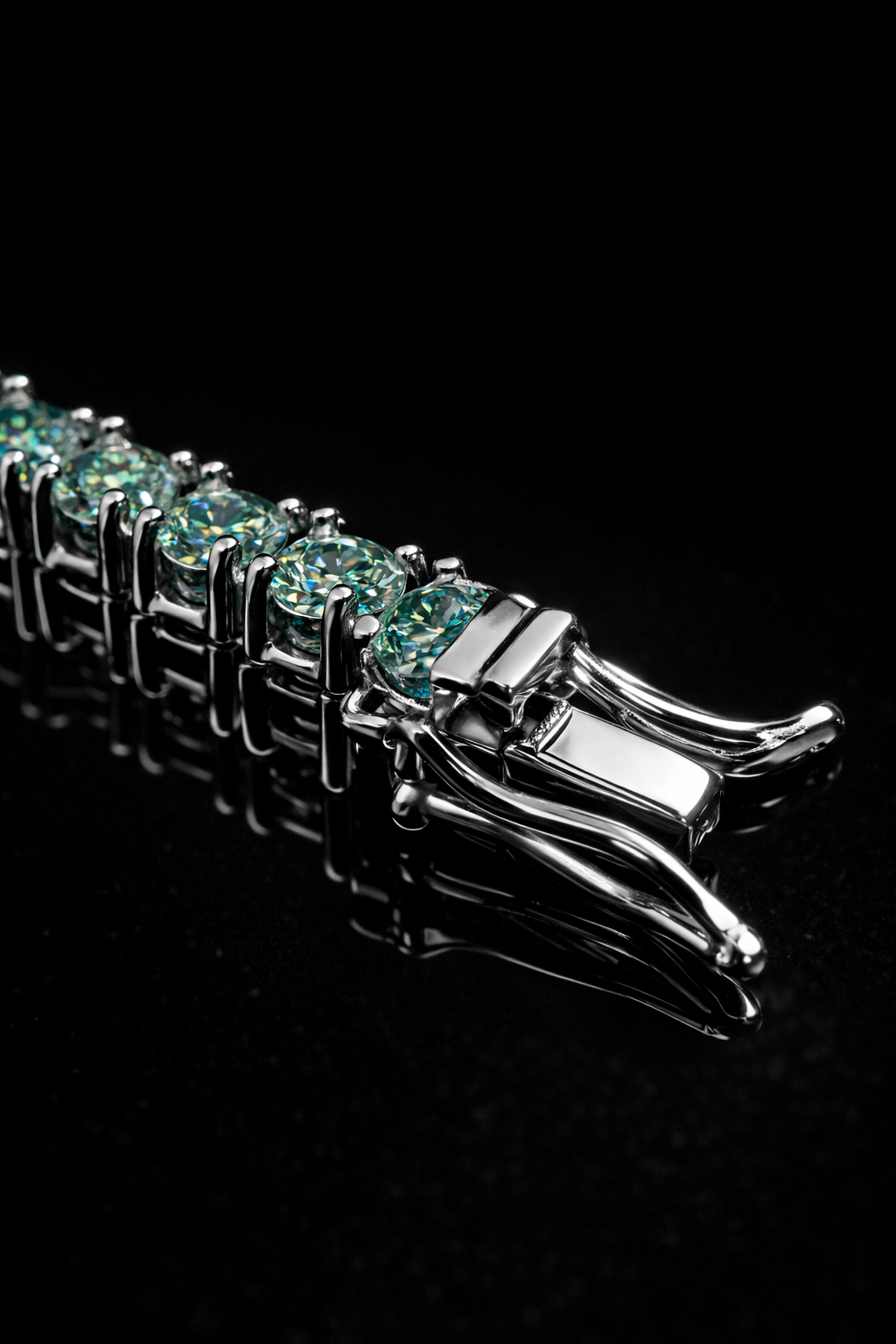 Gelati's Bracciale in Emerald Green VVS1 Diamond Bracelet Solid 925 Silver & 18k Vermeil Gold