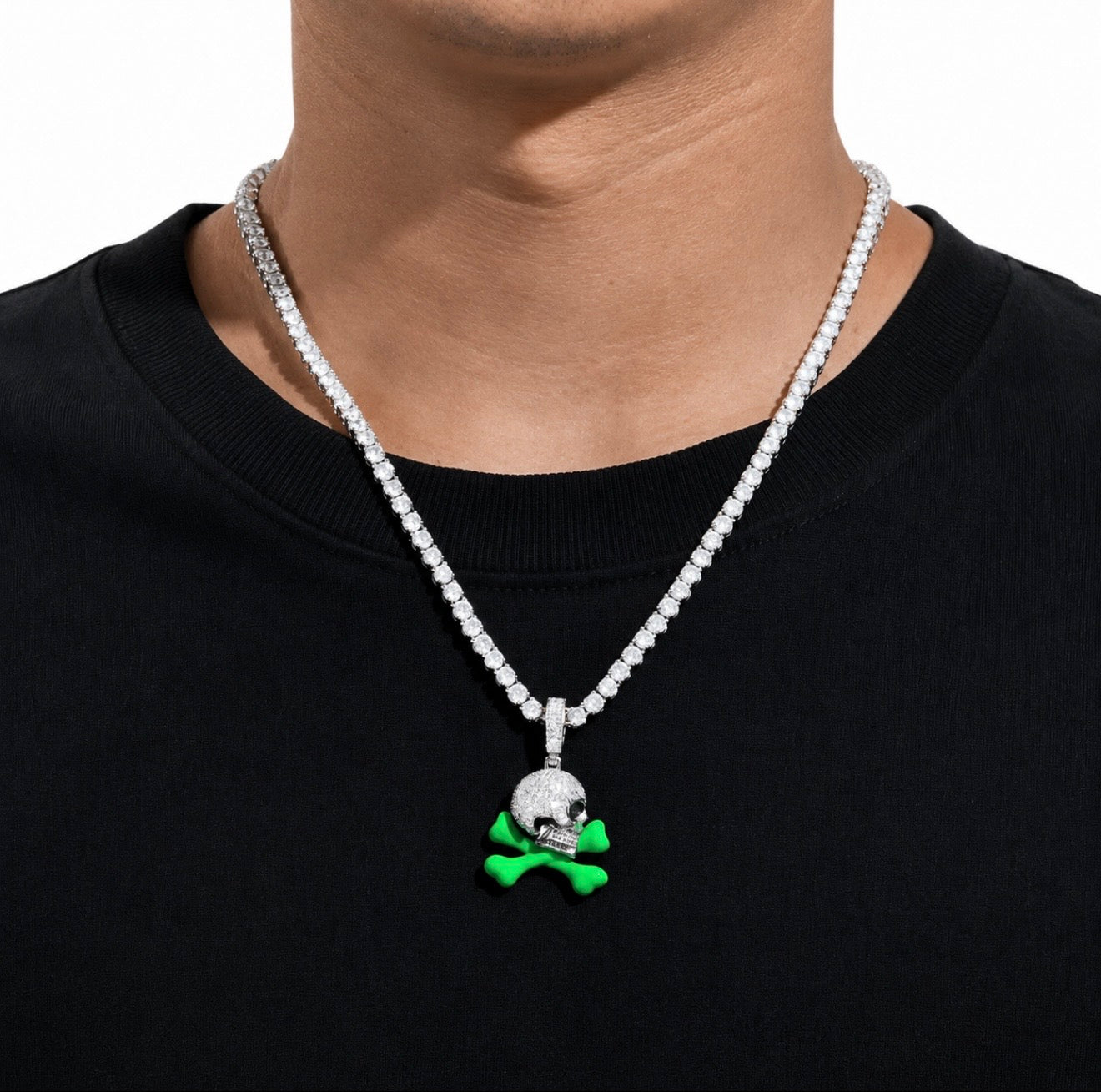 GELATI’S DIAMOND GLOW IN THE DARK SKULL PENDANT IN 925 STERLING SILVER & VVS1 MOISSANITE DIAMONDS