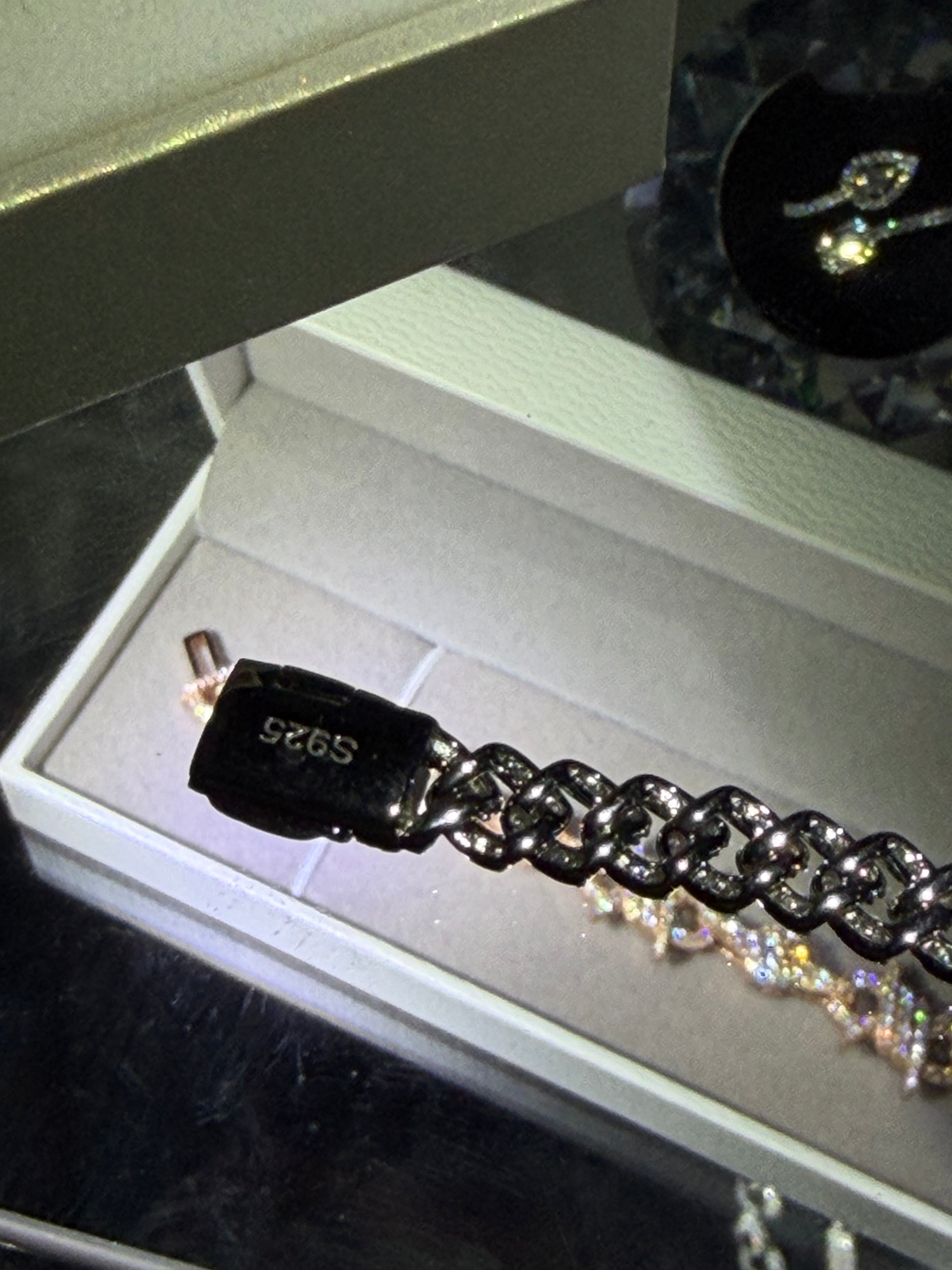 Gelati's Bespoke 7MM Miami Link One Row Prongue FL-IF - Flawless D-Color Lab Moissanite Cuban Bracelet in Solid 925 Sterling Silver & 18k Vermeil Gold Inserts