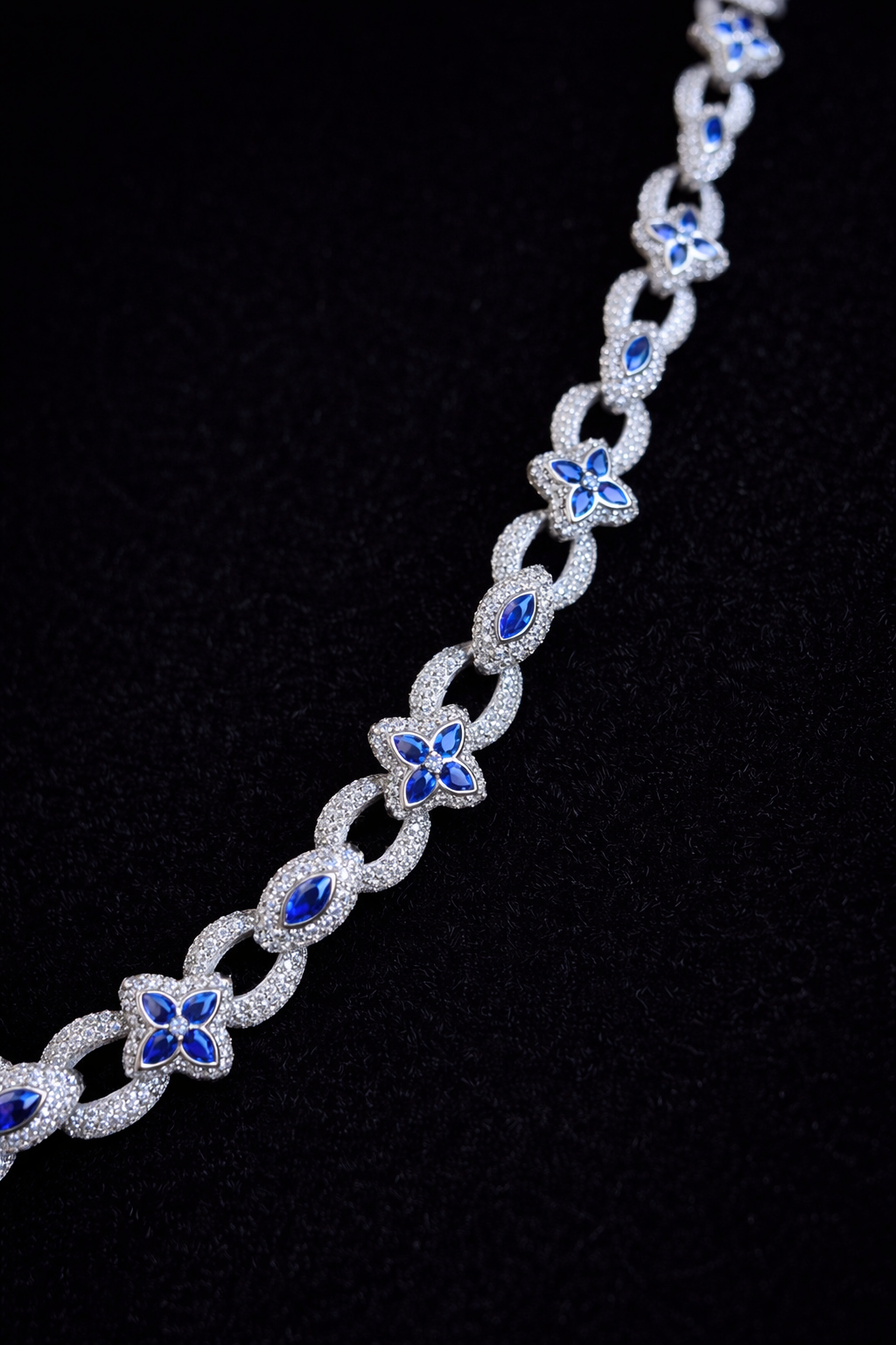Gelati's Bespoke Sapphire & FL-IF Lab Moissanite / CB Diamond Clover Cuban Necklace In Solid 925 Sterling Silver & 18k Vermeil Gold Inserts