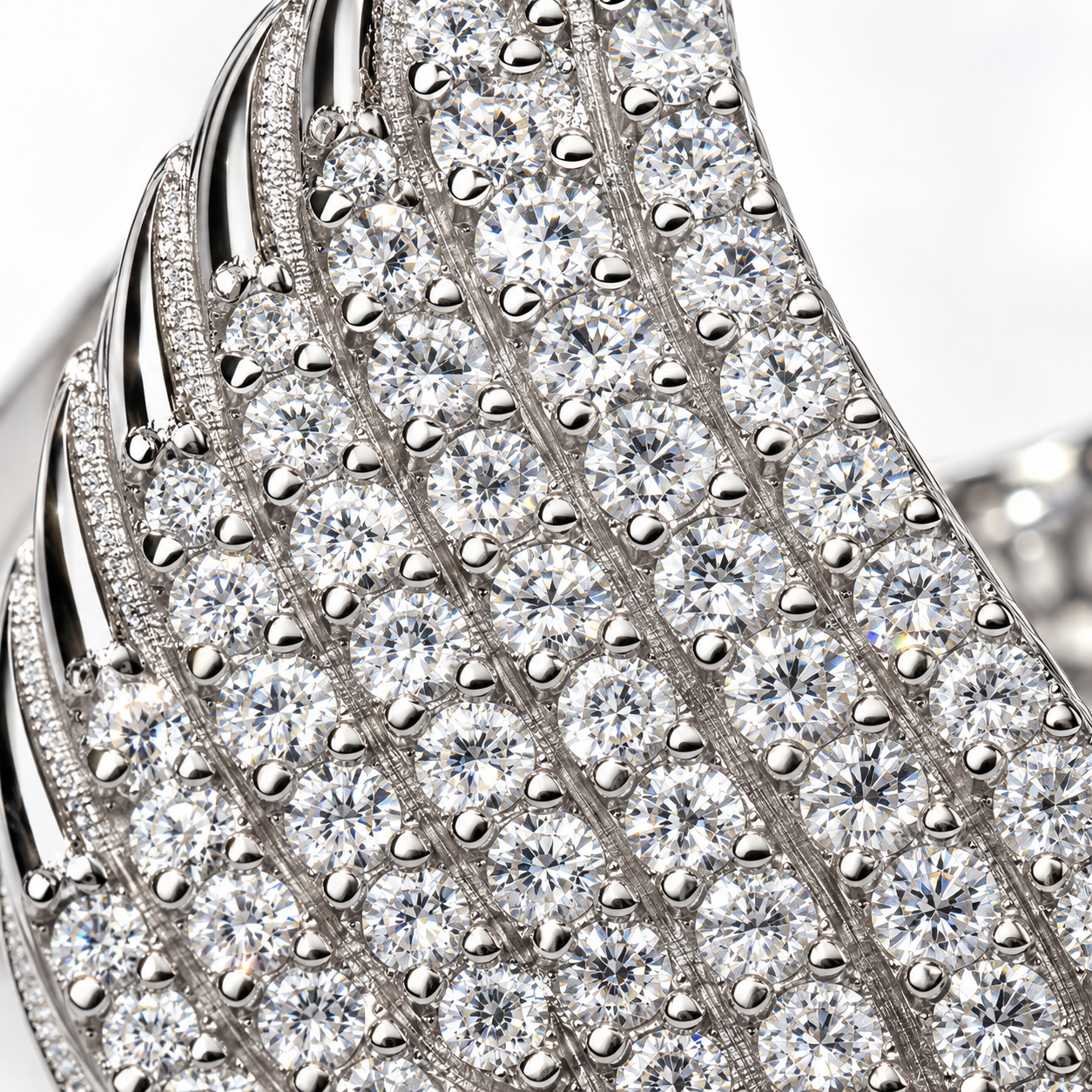 GELATI GUARDIAN ANGEL DIAMOND RING | FL-IF Lab Moissanite | 925 Sterling Silver | 18K Vermeil Gold